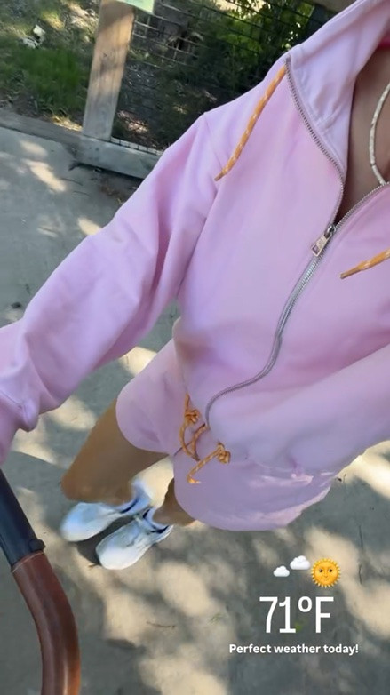 Sized up to a M in the zip up and shorts! Could’ve def did my true size in the shorts, t both styles run a bit oversized

#LTKootd #LTKActive #LTKfitnessgoals
