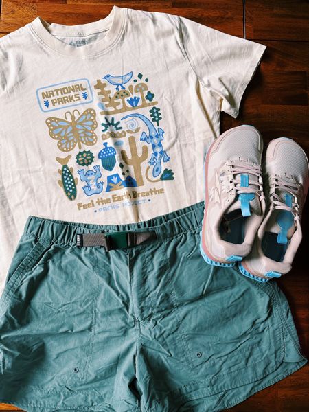 parks project hiking outfit! 🥾 (shorts are discontinued from REI but linked similar options)