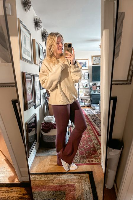 Rainy day calls for comfy leggings. These flare fit leggings are my most worn ones The good thing they come in petite regular and long length. 

top xl
leggings medium tall
shoes 8



#LTKGiftGuide #LTKstyletip #LTKover40