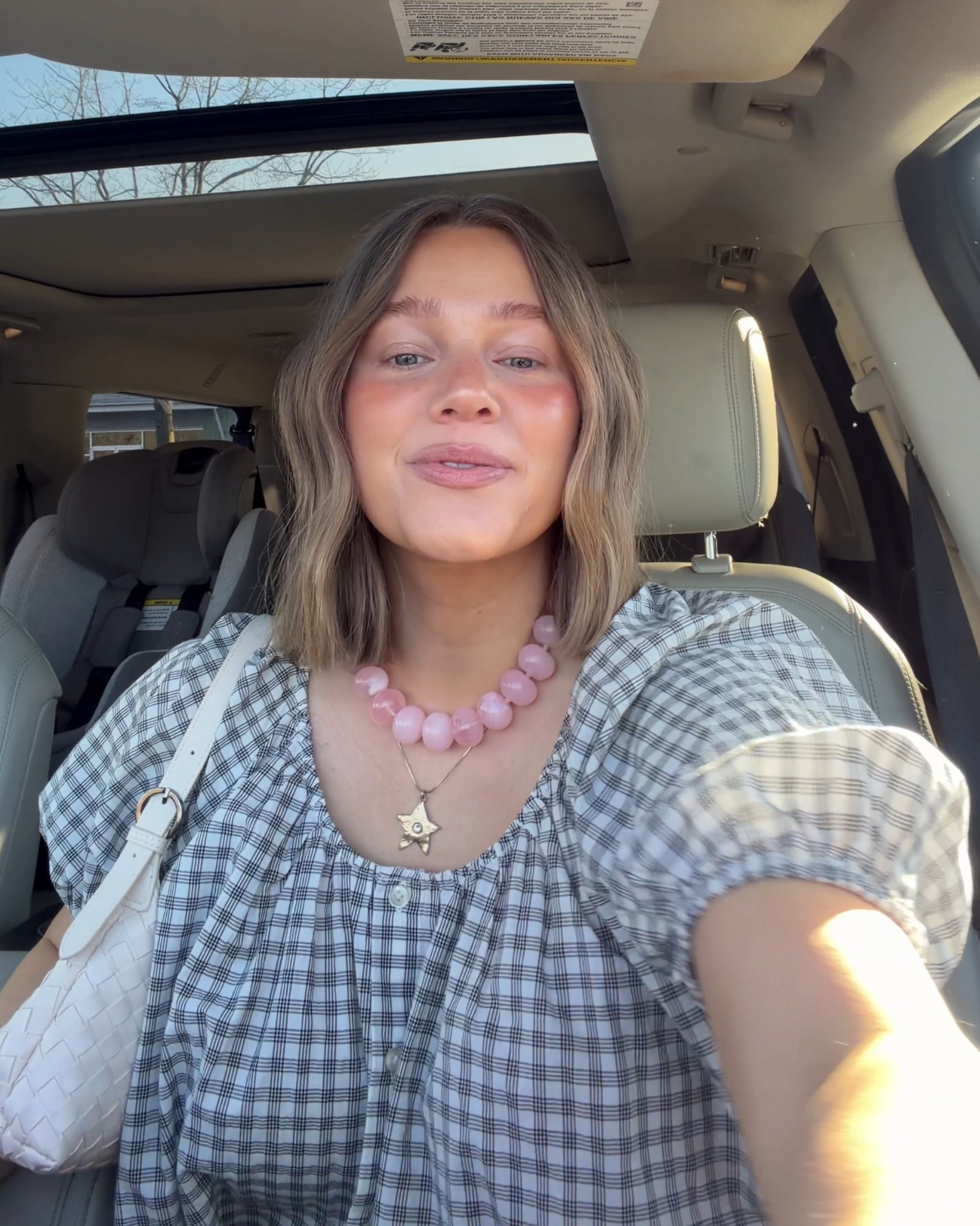 Size down in this target top! It runs really loose and wide I’m in a medium and it’s plenty big. Soo cute tho! Star necklace code BRE15. Liner is shade TWIST 

#bresheppard #targetstyle #springjewelry #springstyle #bumpstyle #pregnancystyle