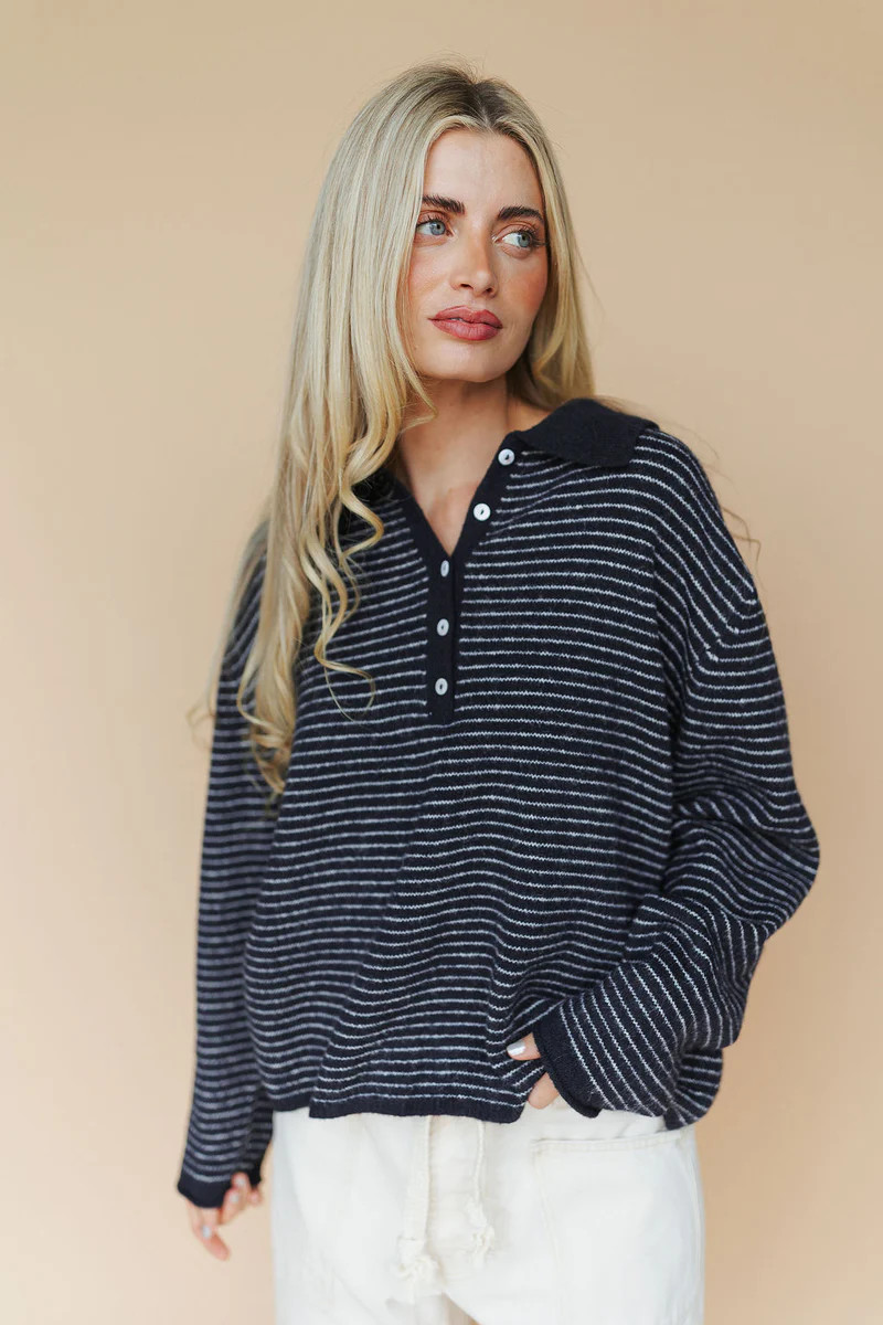 Logan Stripe Henley in Navy | Henly