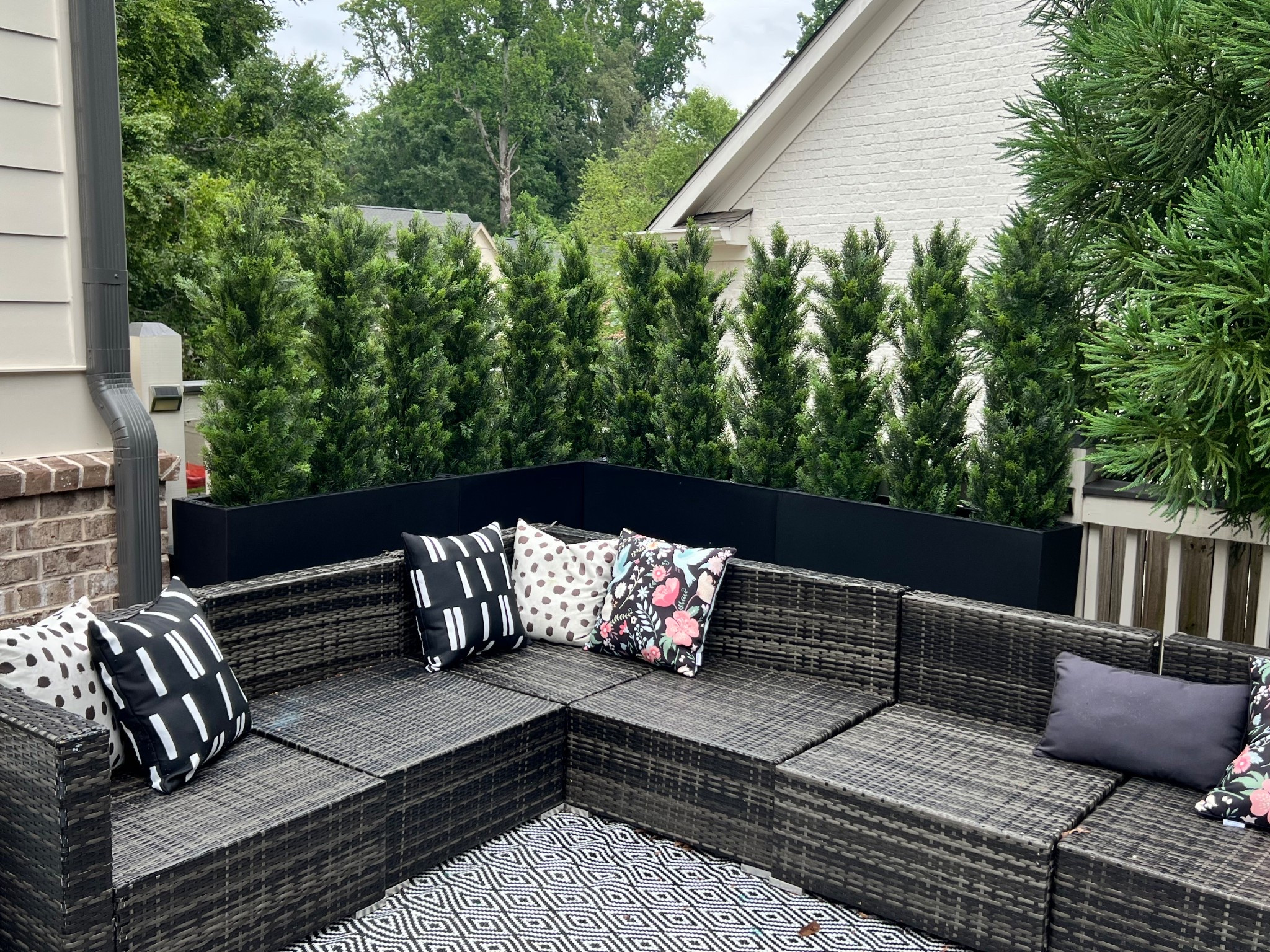 Tree privacy fence 🔥

#LTKFamily #LTKSummerEdit #LTKHome