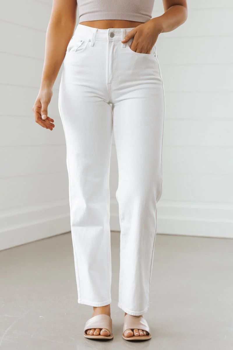 White Denim Straight Leg Dad Jeans | Magnolia Boutique