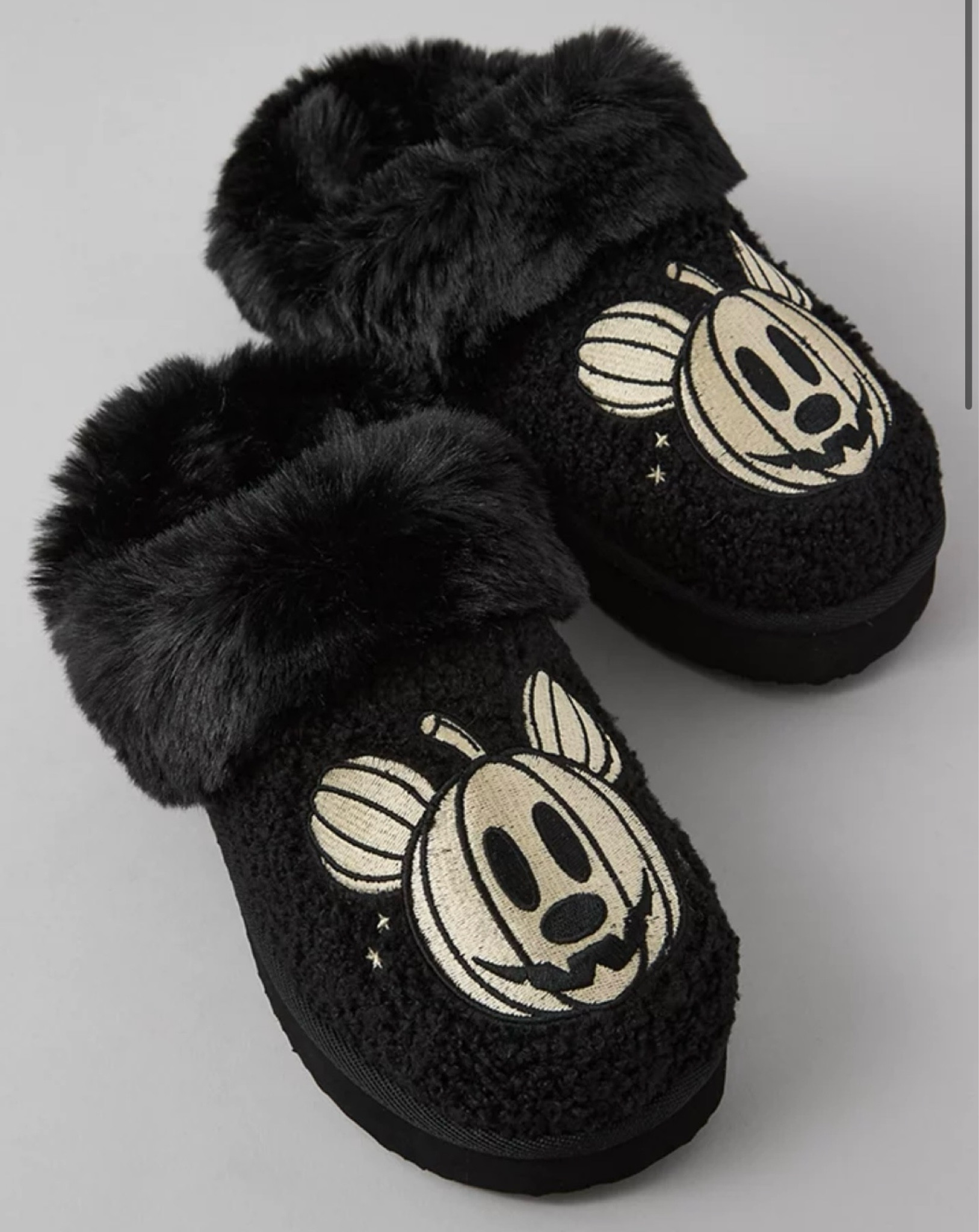 Mickey Mouse pumpkin slippers #disneyhalloween