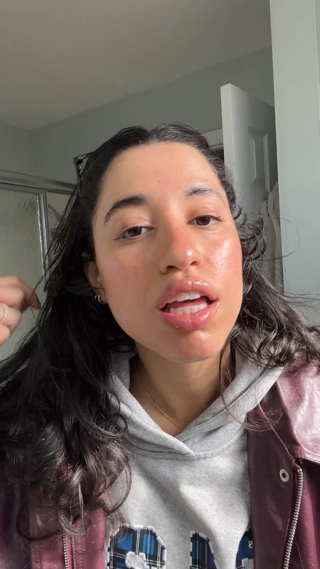 Low or high contrast 

#LTKselfcare #LTKgrwm #LTKBeauty