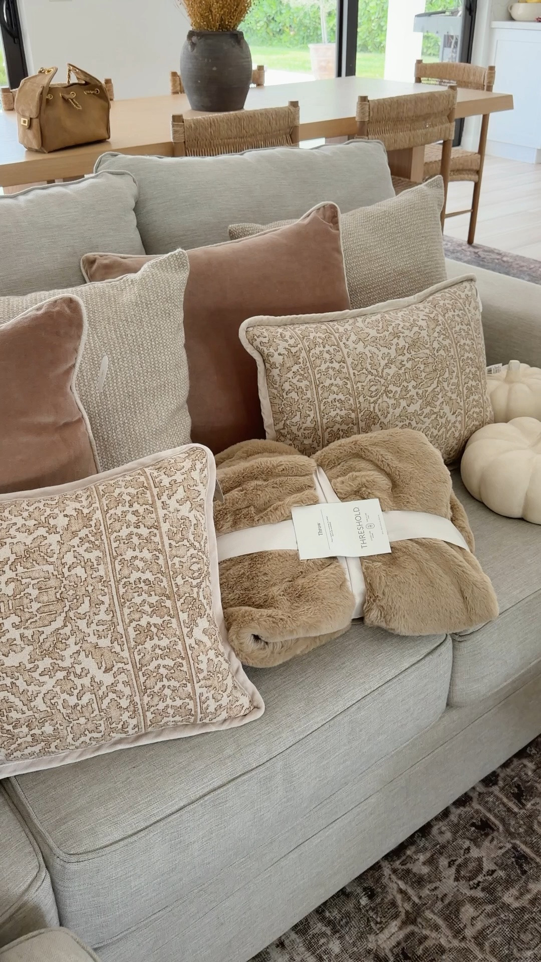 Went in to @Target today and found the prettiest fall pillows + some gorgeous pumpkins 🍂🤎 linked everything here! 

#ad #target #targetstyle #targethaul #targetfinds #targethome #threshold #throwpillows #fallhome #fallhomedecor #pillows #falldecor #pumpkins

#LTKSeasonal #LTKHome