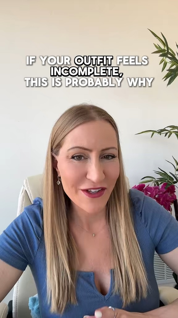 Structured bags instantly elevate even the simplest outfits.
A defined silhouette adds polish, balance, and intention to your look — which is why a quality structured bag is one of the most powerful wardrobe investments.
Shop my favorite structured neutral bags below.

#LTKOver40