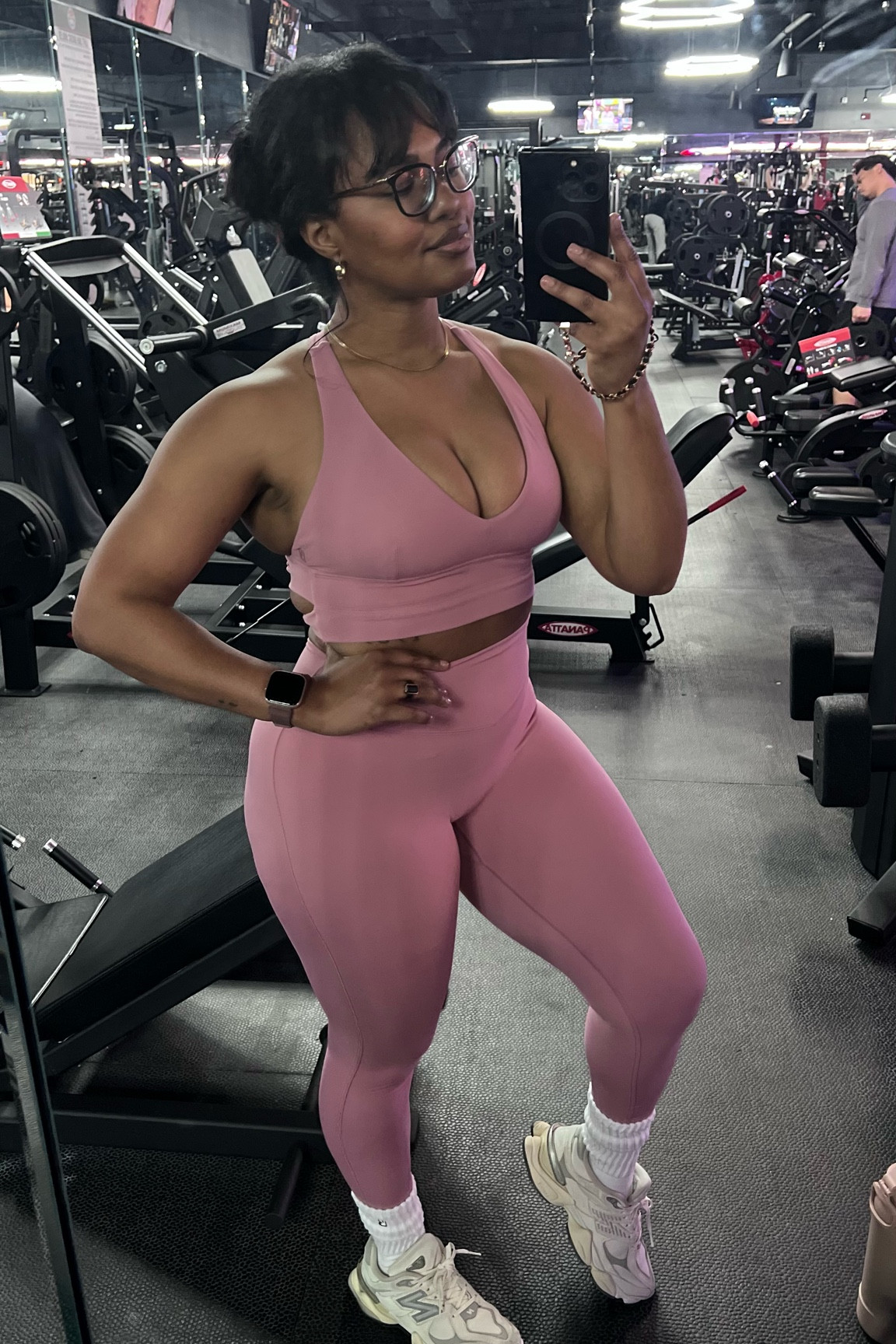 The prettiest pink workout outfit 🩷

#LTKValentine #LTKfitnessgoals #LTKActive