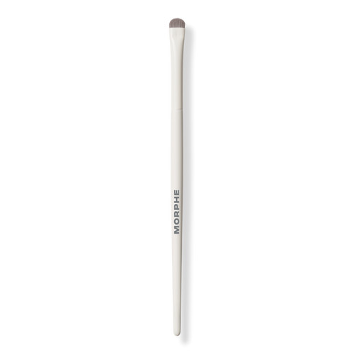 M382 Detail Smudger Eye Brush | Ulta