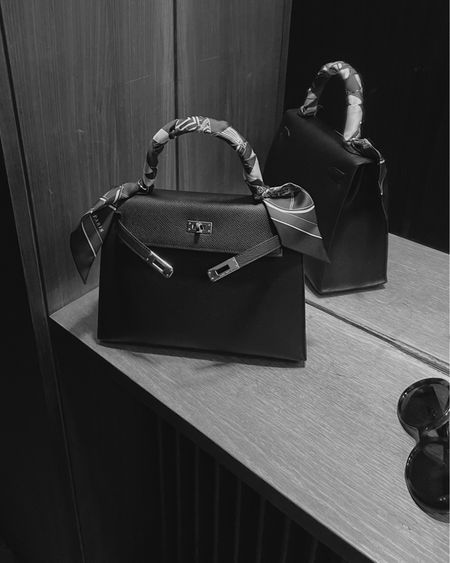 Hermès Kelly Bag with Twilly

#LTKitbag #LTKeurope
