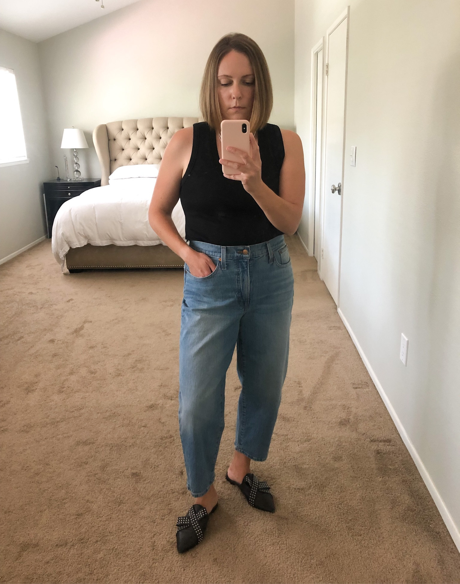 Barrel jeans for the apple body shape.