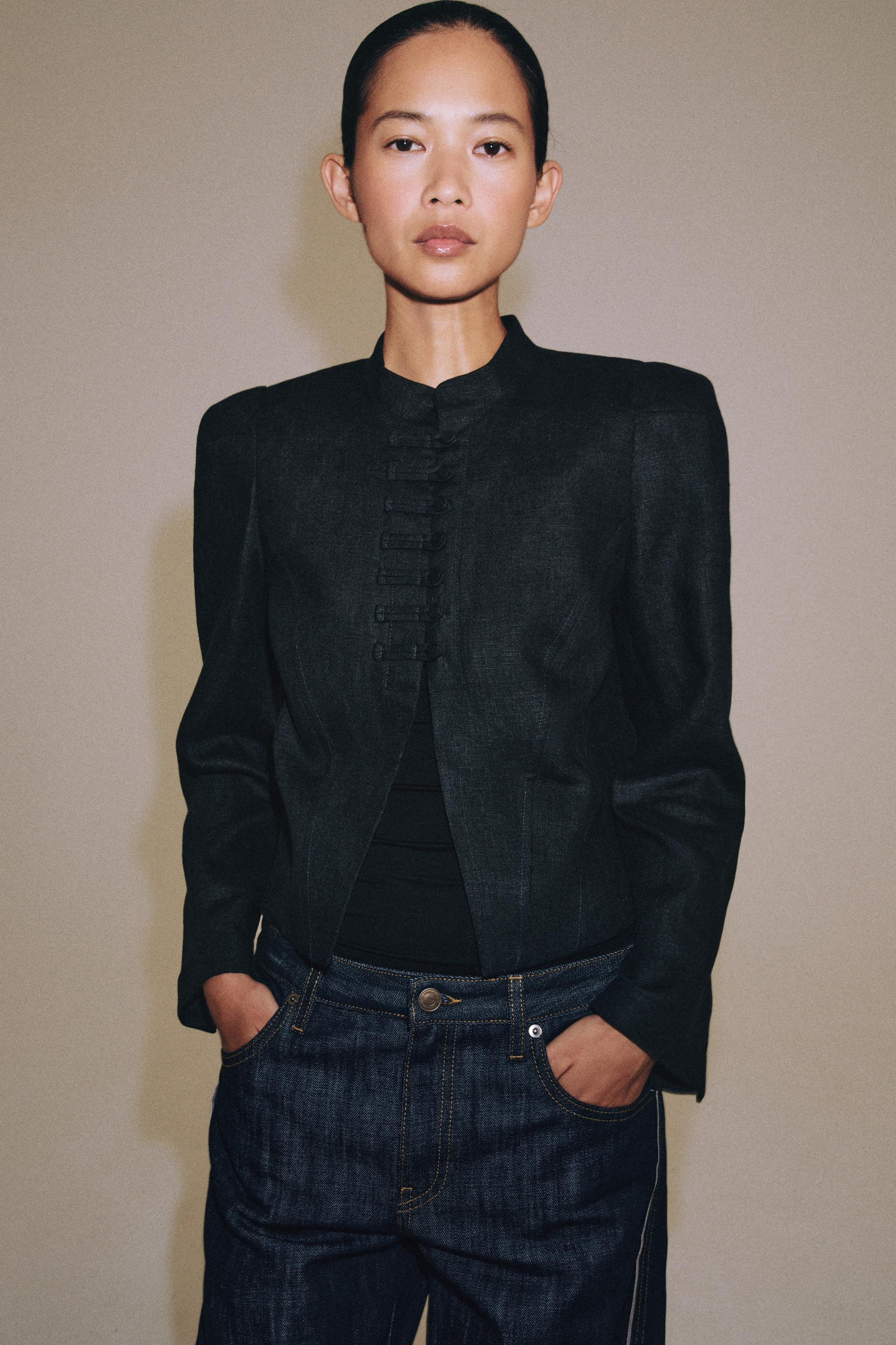 ZARA WOMAN COLLECTION. Jacket crafted from 100% linen fabric. Featuring a high neck and long slee... | Zara US