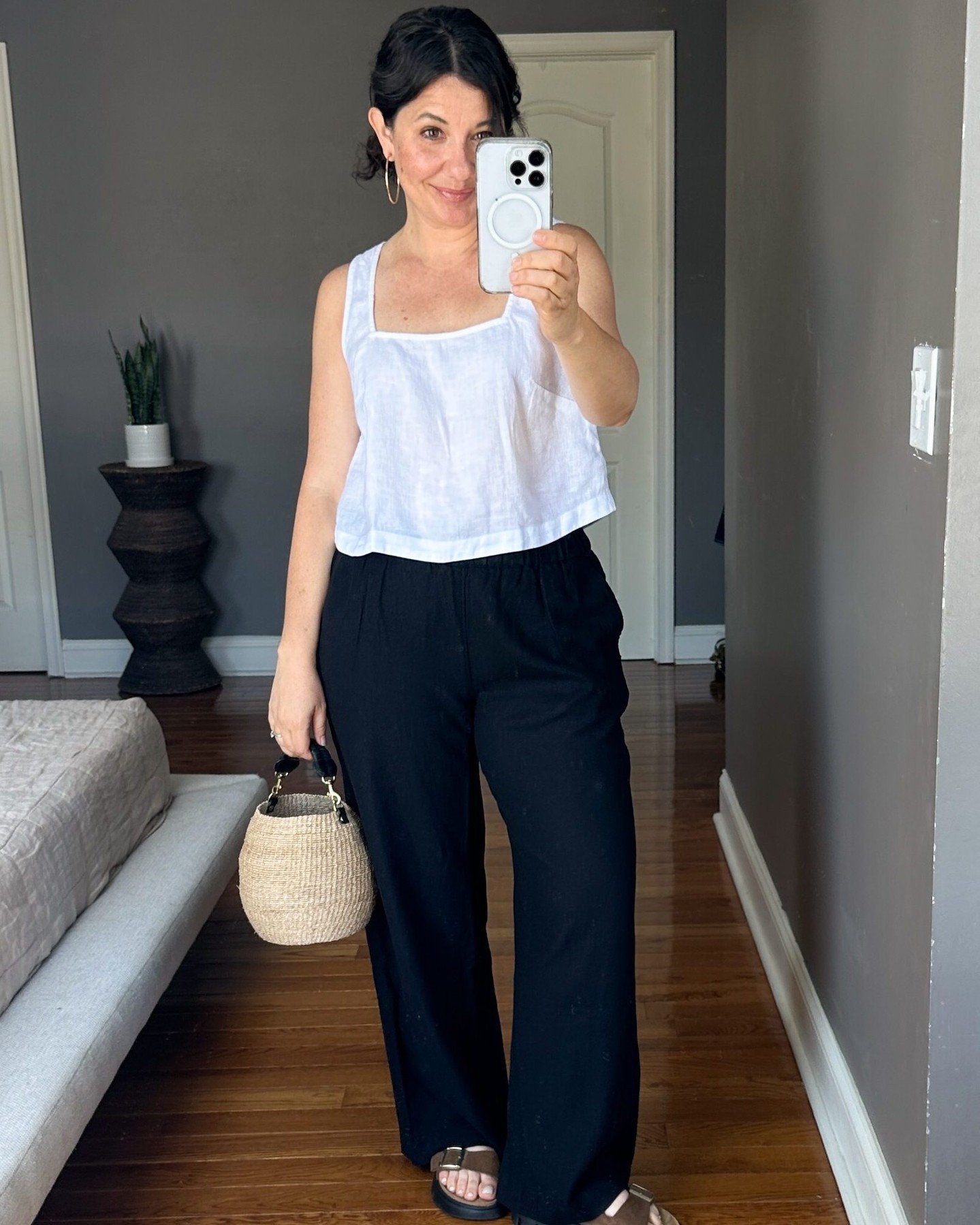 These linen-blend pants have been a TME fan favorite for awhile now. They're budget-friendly, super soft, and an all around solid pant to wear during the summer weather. 

