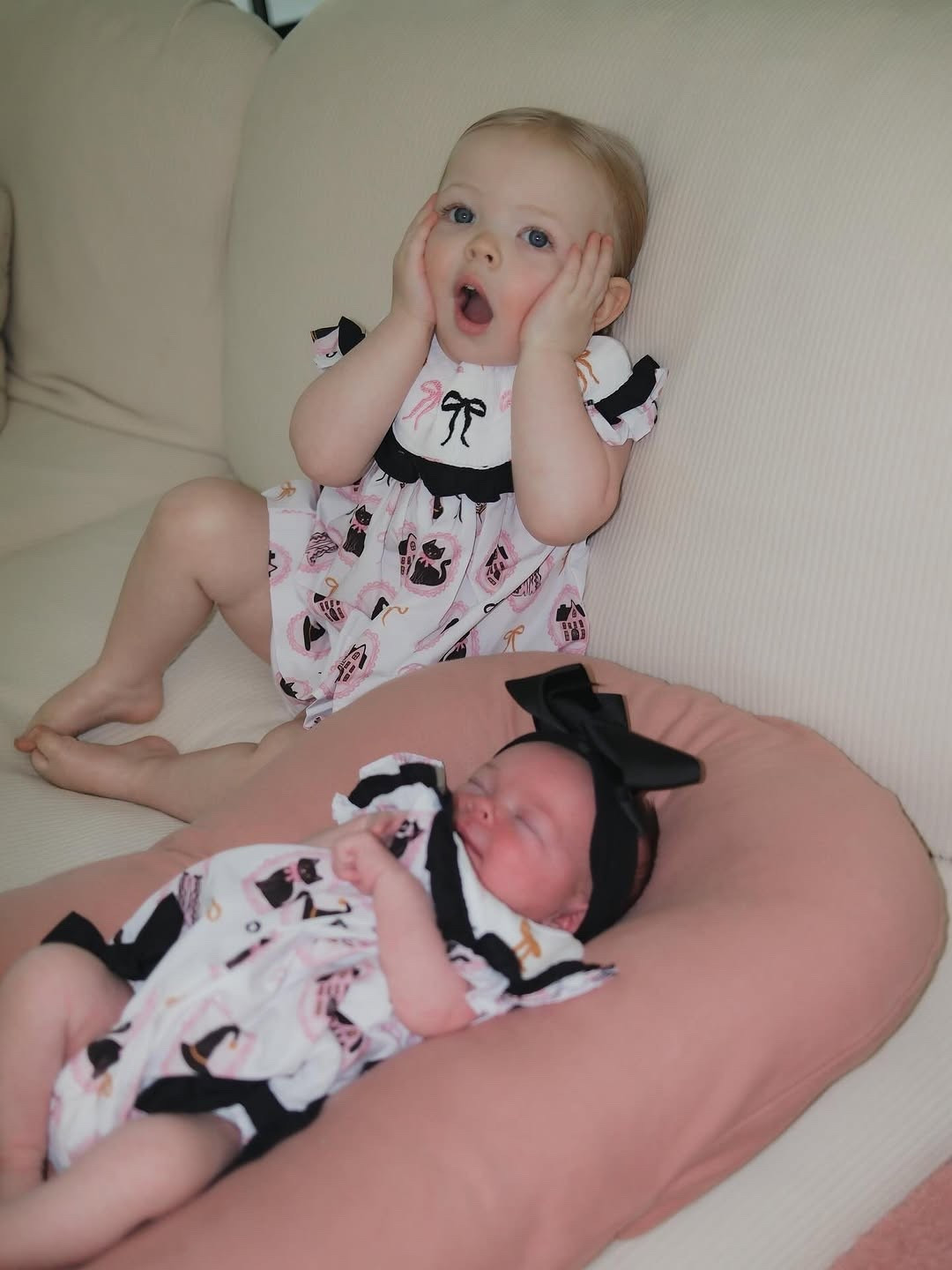 I absolutely love matching the girls 🥹🤍 These Smocked Flamingo bow sets are too adorable!

#LTKFamily #LTKSeasonal #LTKBaby