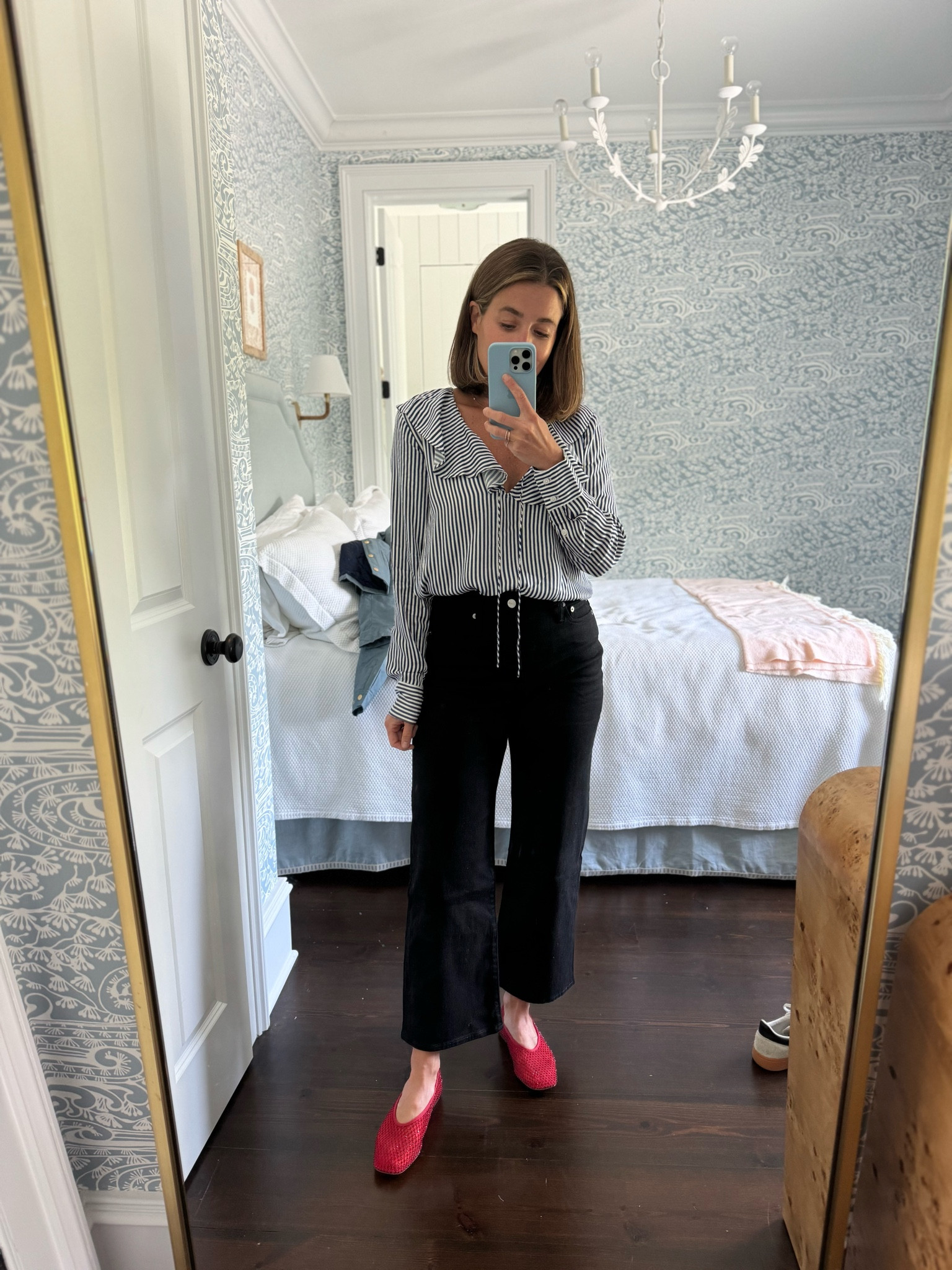 Give me all the red!! #jcrew

#LTKSeasonal #LTKShoeCrush #LTKWorkwear