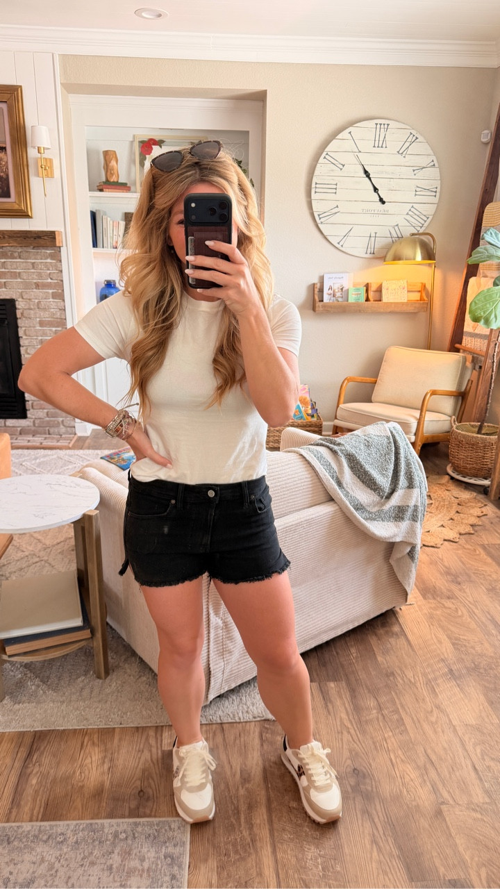 Summer Staples on Walmart!! @walmartstyle #walmartpartner #walmartstyle

#LTKootd #LTKSeasonal #LTKmomlife