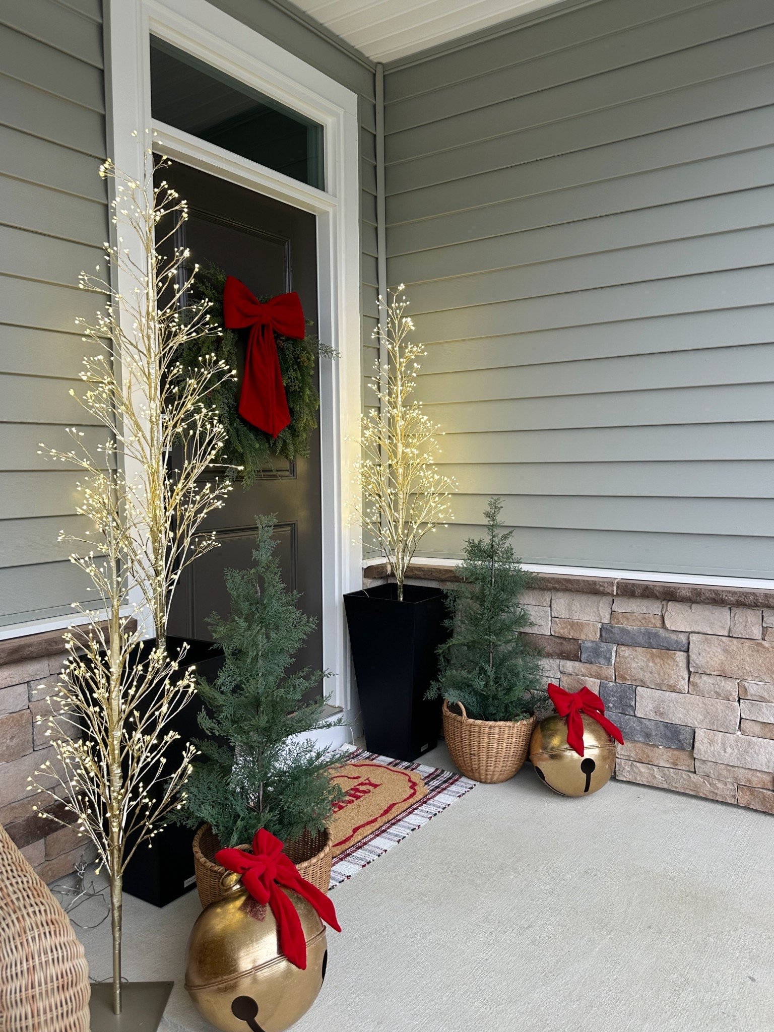 Holiday front porch inspo 
#christmasdecor #holidaydecor #christmasoutdoordecor 

#LTKHoliday #LTKSeasonal #LTKHome