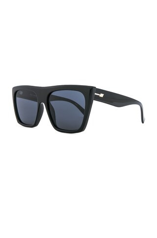 Le Specs the Thirst in Black & Smoke Mono from Revolve.com | Revolve Clothing (Global)
