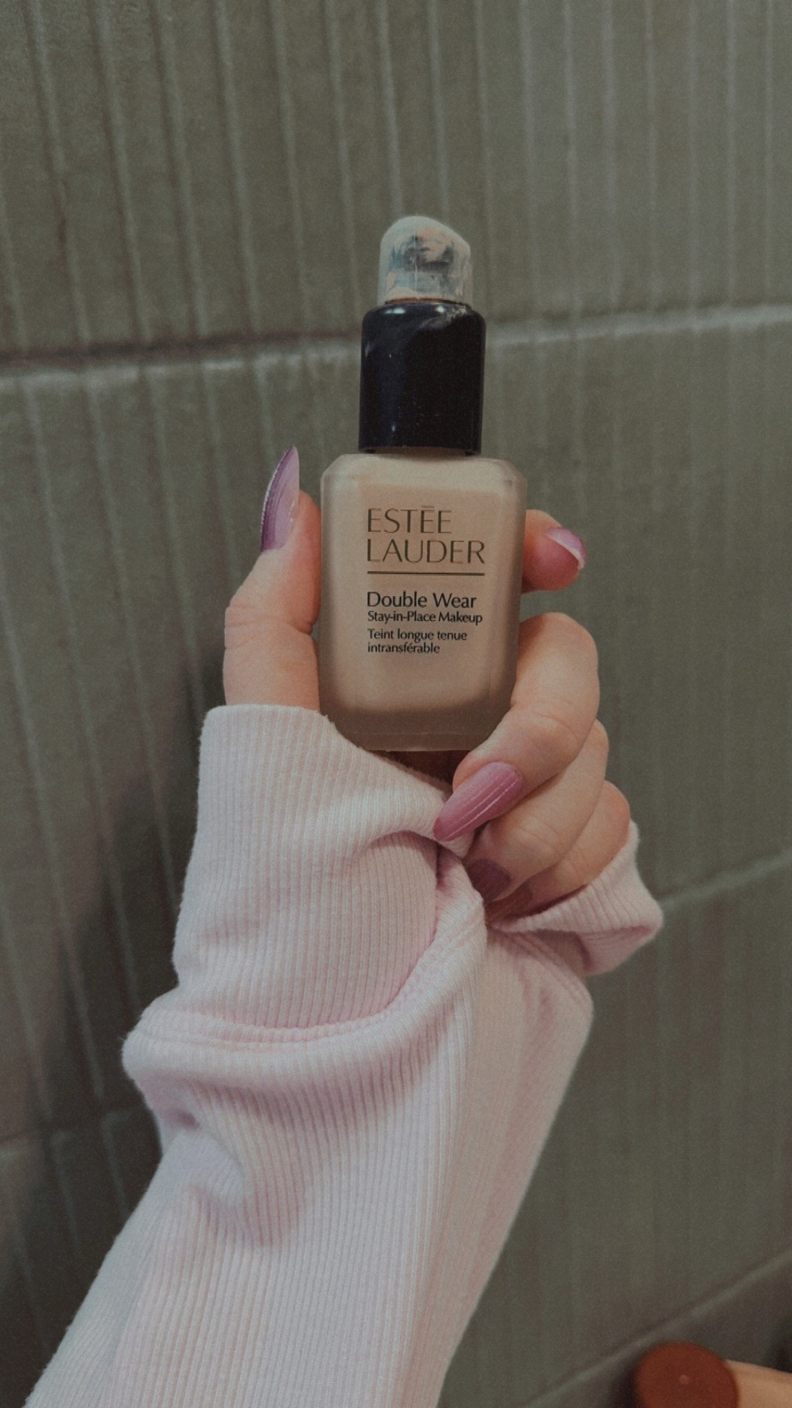My forever foundation ✨ Estée Lauder Double Wear is one of those tried and true products that’s been in my routine since high school and honestly hasn’t left 🌿 It gives that flawless, long wear coverage that stays put all day without feeling heavy or cakey. no matter what I try, I always come back to this one, it just works every single time👏 estee lauder double wear ✨ | full coverage foundation | long wear foundation | tried and true makeup | high school favorite foundation | flawless base makeup | matte finish foundation | all day foundation wear | holy grail foundation | buildable coverage foundation | long lasting makeup base | full glam foundation routine | skin perfecting foundation | reliable makeup staple | everyday foundation wear | sweat proof foundation | classic beauty favorite | makeup routine essential | consistent foundation pick | dependable base makeup

#LTKmorningroutine #LTKselfcare #LTKBaby
