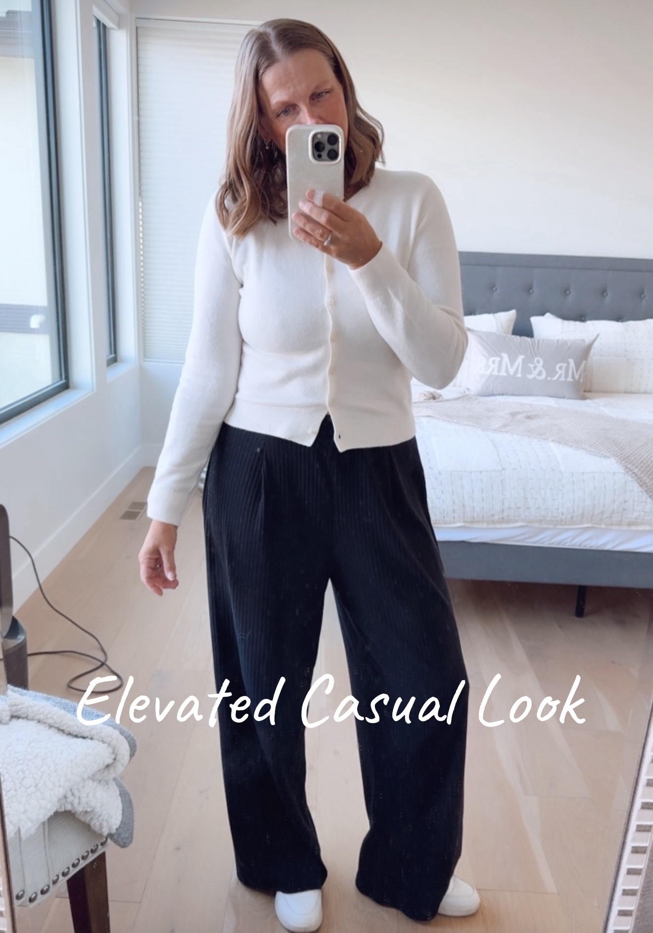 Elevated Cadual Look

Casual chic, weekend outfit, black wide leg pants outfit, mom style, casual outfit, old navy sweater 


#LTKootd #LTKTravel #LTKSaleAlert