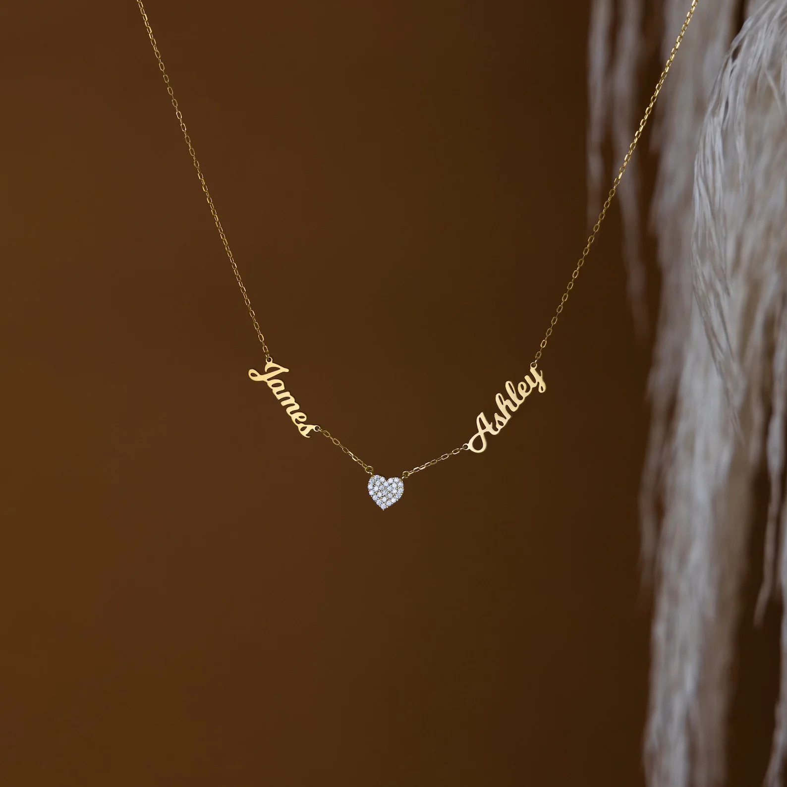 Mellow Name Heart Necklace | Caitlyn Minimalist