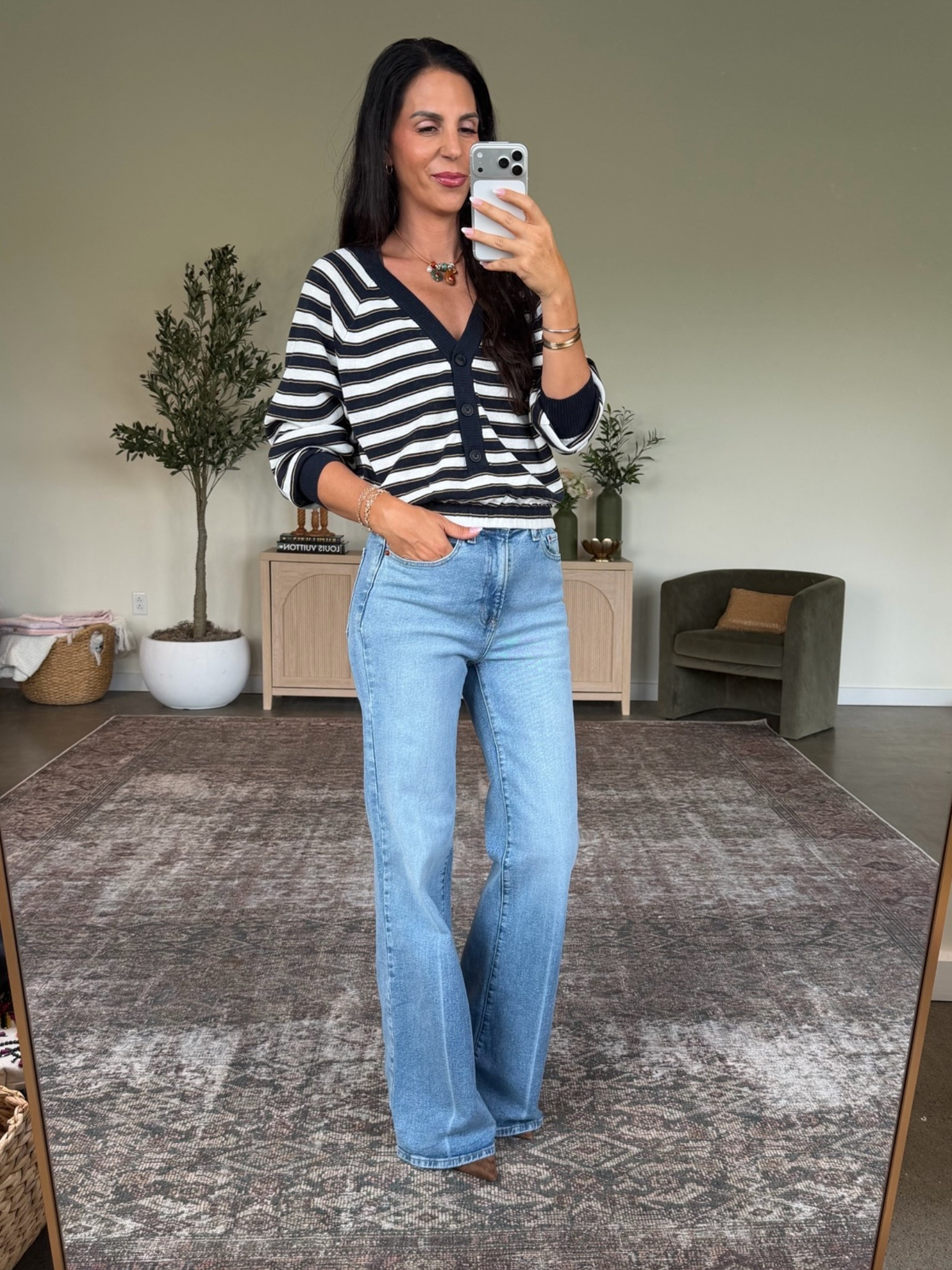 @Target Target Denim - size 4 long 
Top- small 
Love this top for heading into the cooler months.

#LTKU #LTKootd #LTKOver40