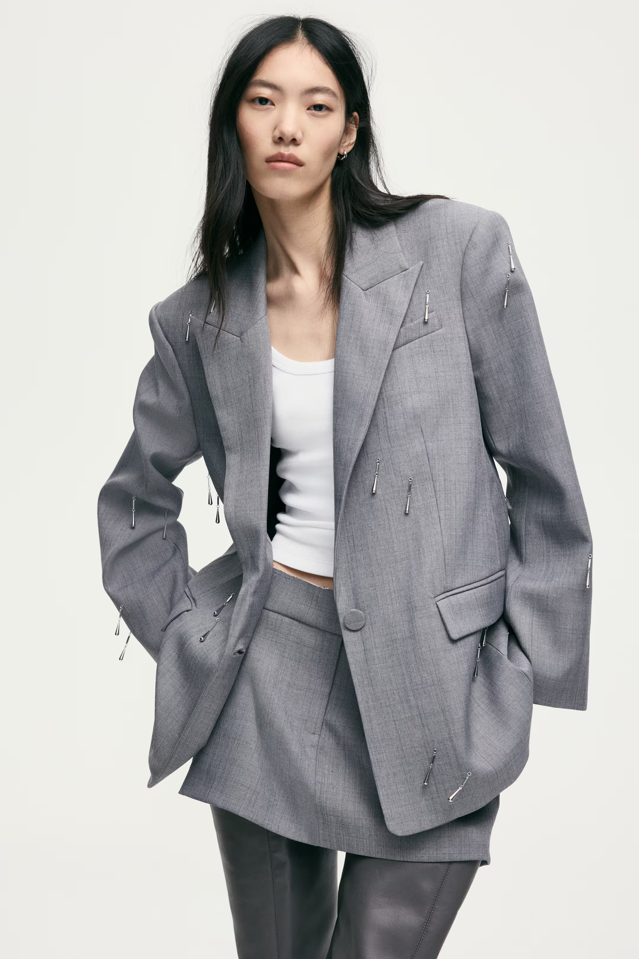 Bead-embellished blazer | H&M (UK, MY, IN, SG, PH, TW, HK)