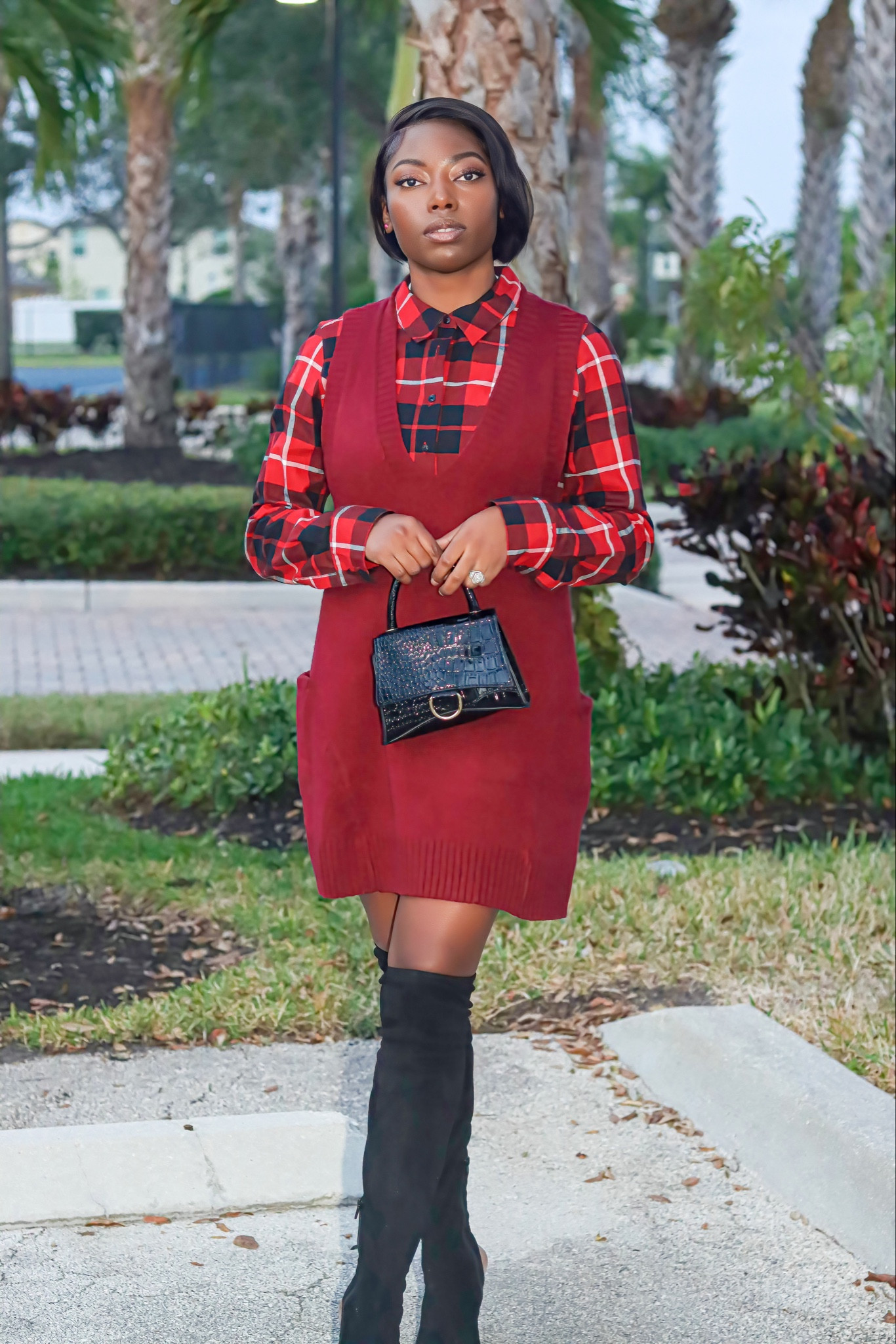 Sweater Vest but make it fashion 

#LTKstyletip #LTKSeasonal #LTKHoliday