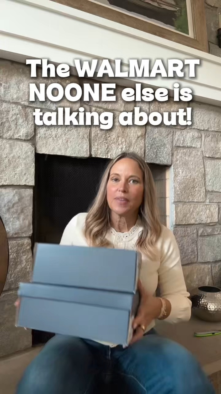 Why is no one talking about the shoes?!?!