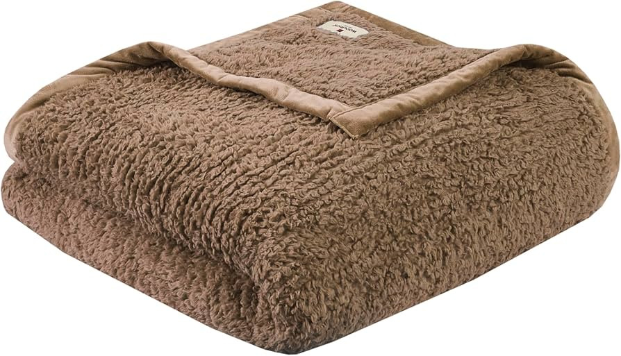 Woolrich Burlington Berber Blanket Super Soft, Cozy Lightweight Cover with Luxurious Velvet Bindi... | Amazon (US)