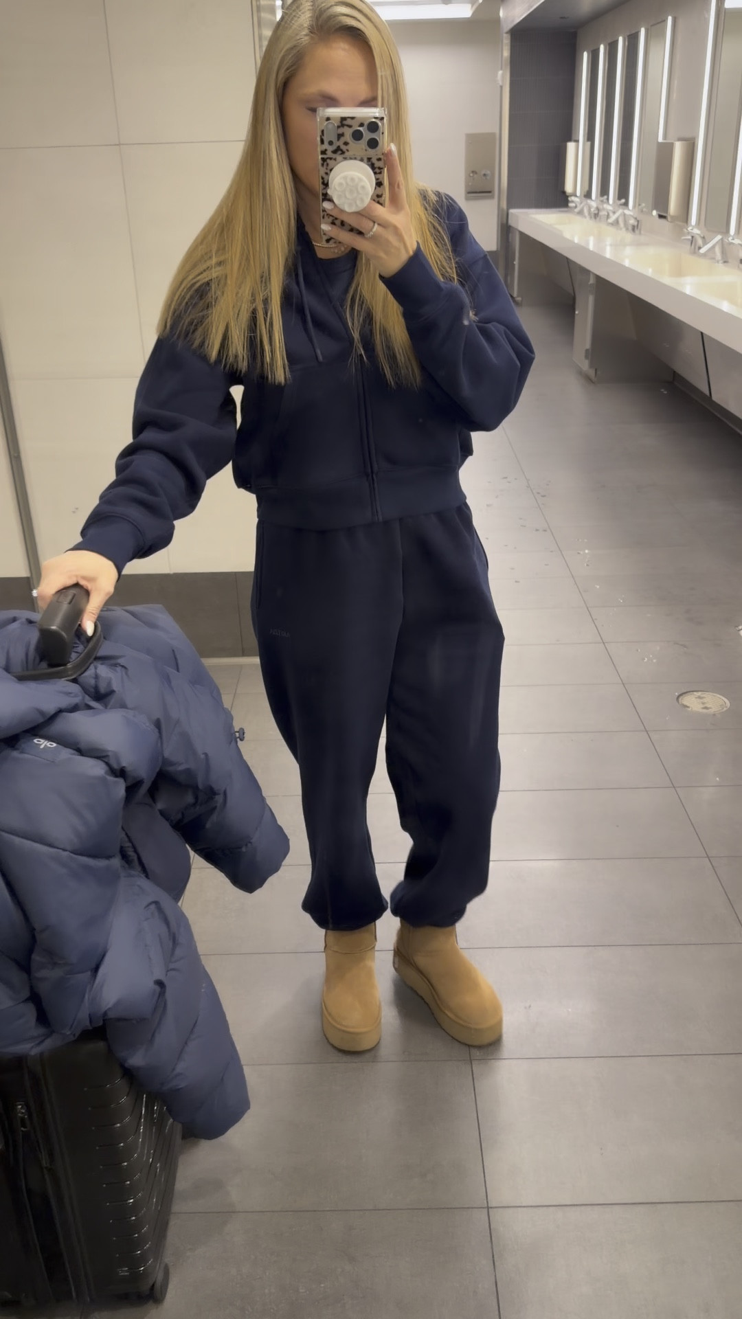 My favorite travel outfit 💙

#LTKOver40 #LTKdayinmylife #LTKootd