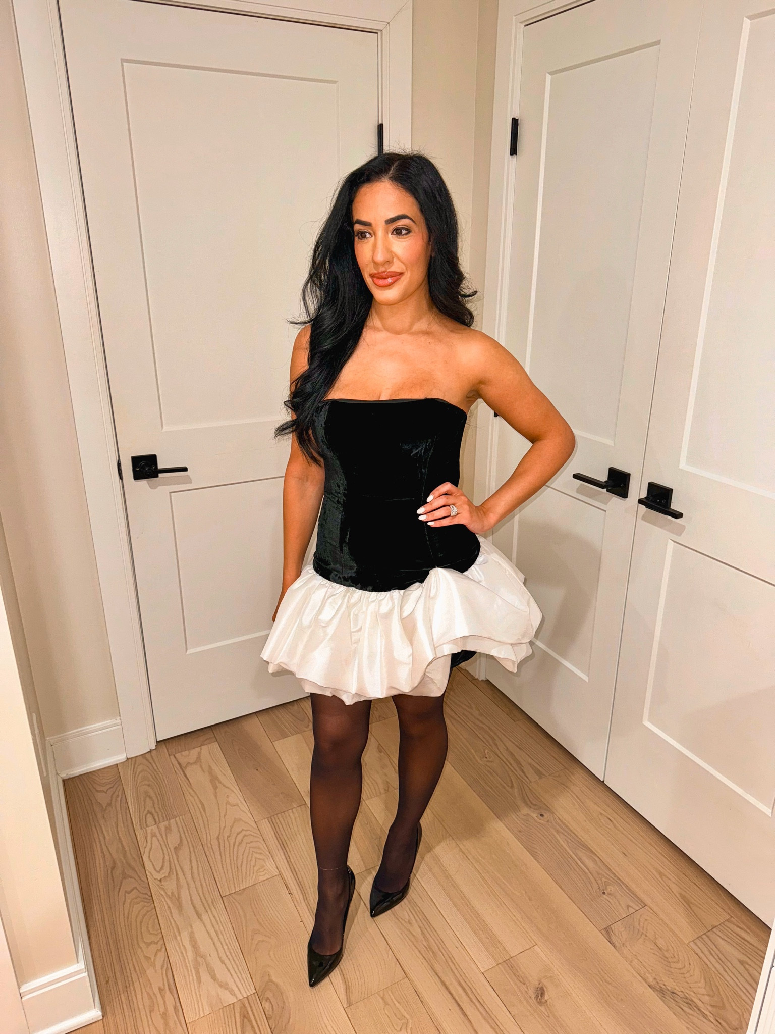 My date night look 🤍 with some party energy (velvet is such a holiday vibe) 

If you’re petite like me, get your regular size bc I sized up from S to M, and this dress was swimming on me!! It’s meant to fit like a mini dress 🖤 

#LTKHoliday #LTKStyleTip #LTKParties