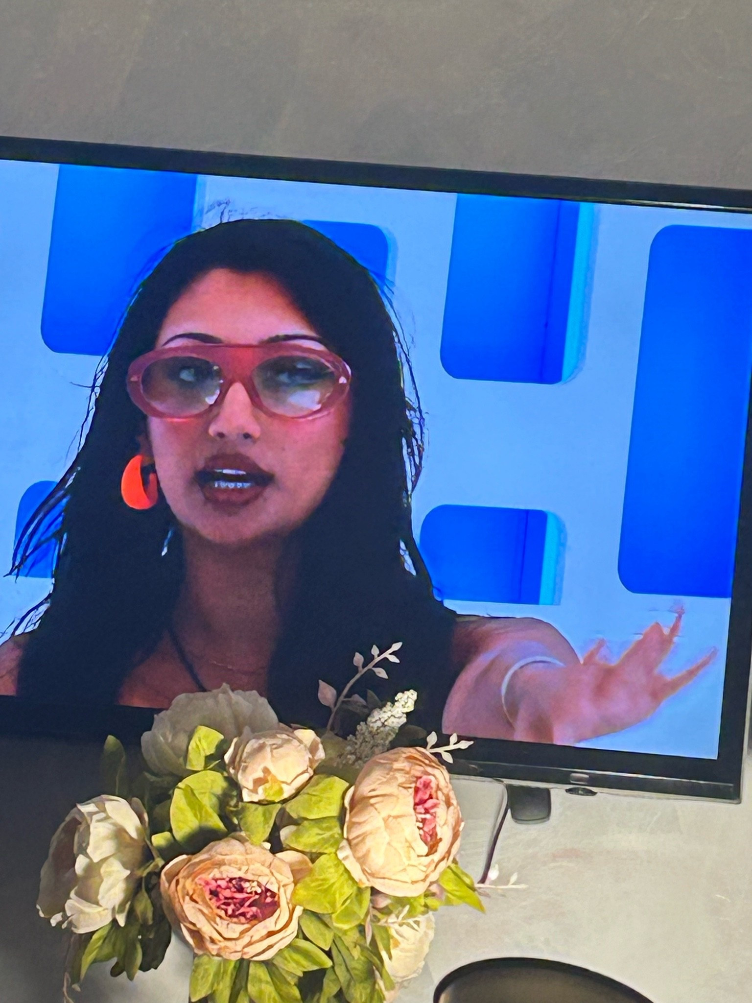 I’ve never needed a pair of aviators more in my life. Love Island’s Jasmine is the new Leah.

#LTKSeasonal #LTKSaleAlert #LTKTravel