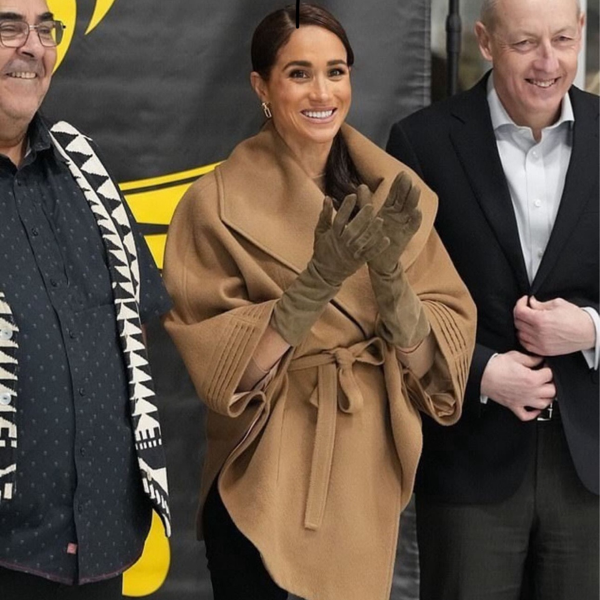 For the last day in Vancouver, #MeghanMarkle wore Canadian brand Sentaler ❤️

#LTKSeasonal #LTKworkwear #LTKstyletip