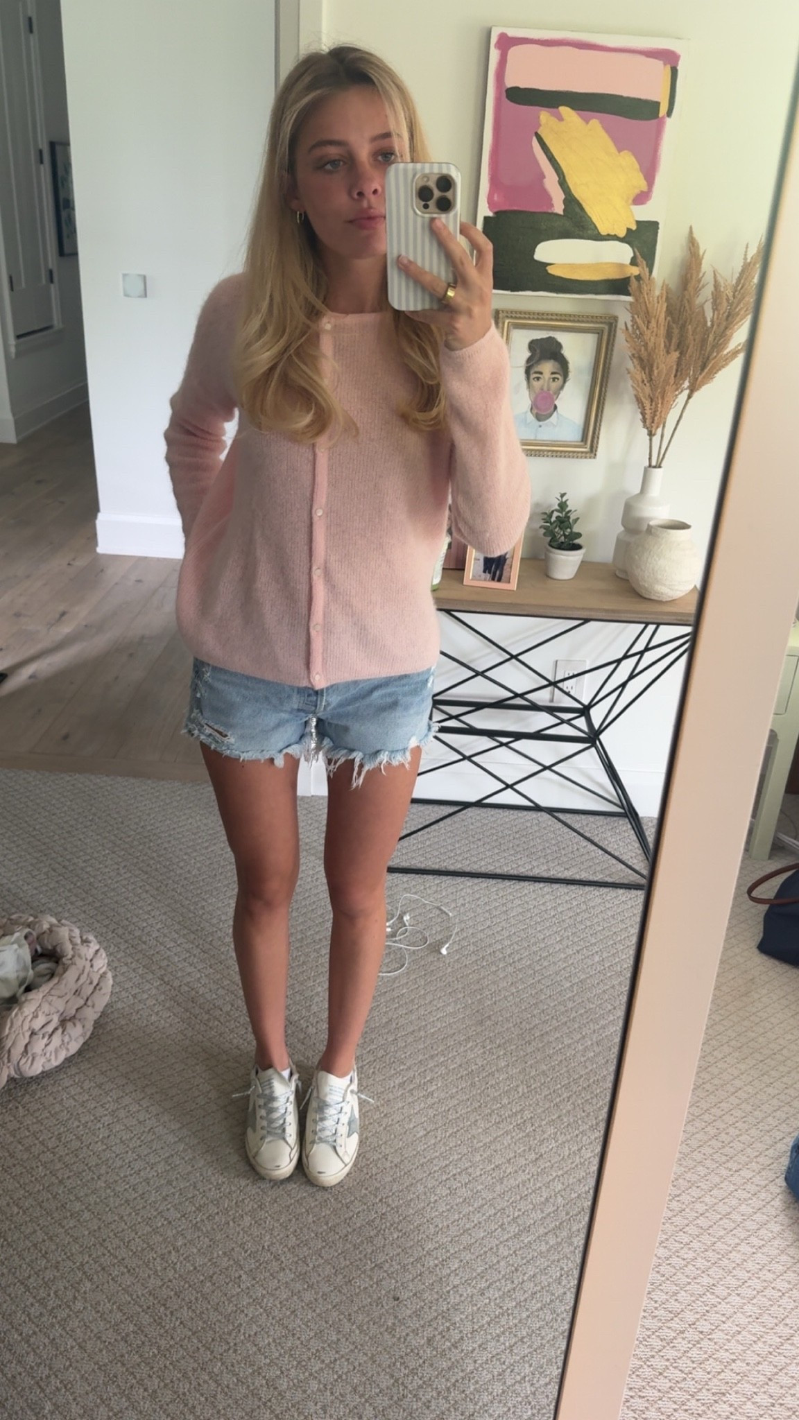 Sweater - small
Shorts - 25
Shoes - 38

#LTKdayinmylife #LTKgrwm