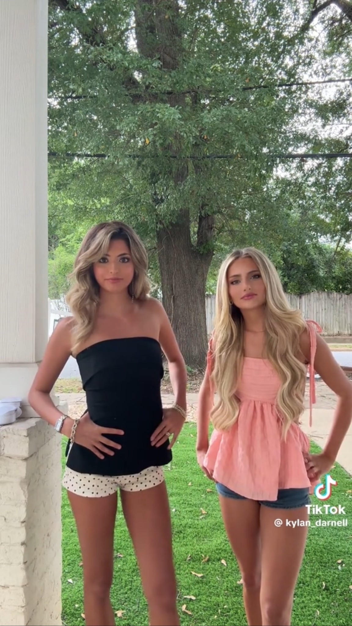 Izzy dressed me and this was the final product 👏🏼🖤

#LTKStyleTip #LTKU #LTKBeauty