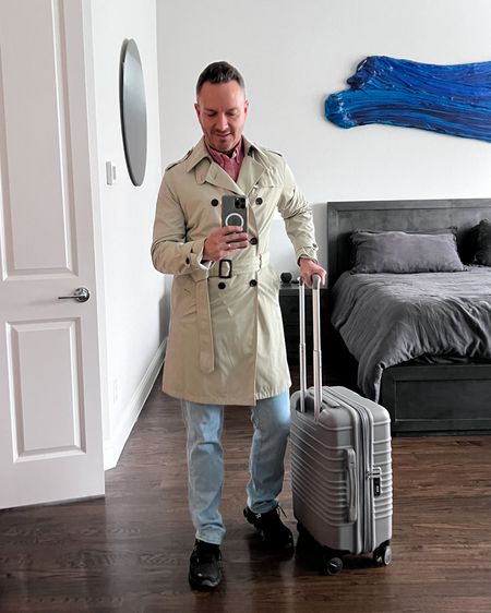 Work travel week and with the forecast showing rain, I’m bringing a trench (perfect for spring!)

#LTKMens #LTKSeasonal #LTKTravel