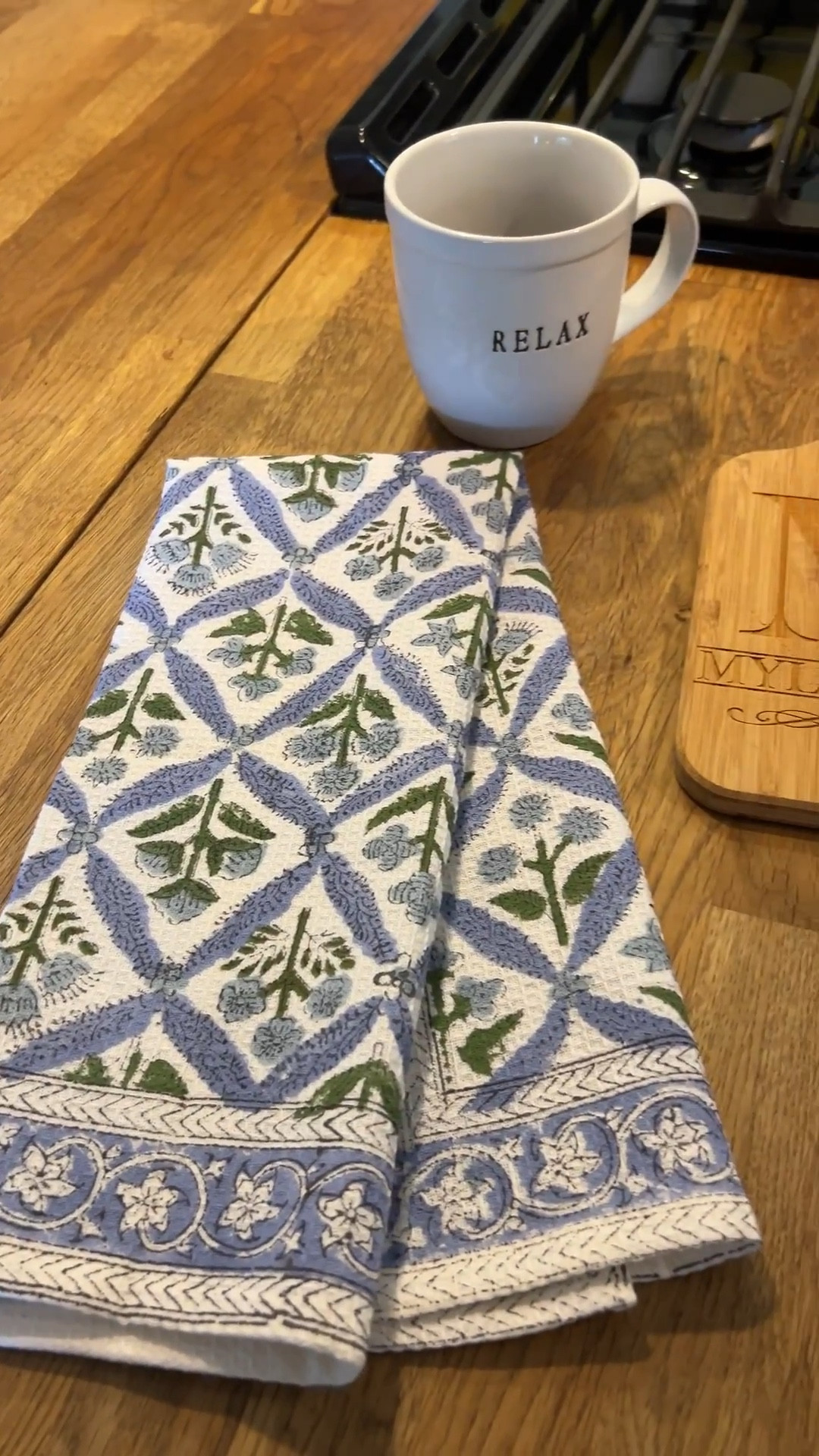 Loving these hand-
block printed kitchen towels from @ridhiblockprint.
Beautiful & functional!  Would make a great gift! 
They are not only beautiful, they are affordable, and ready to brighten up your kitchen.
#ridhiblockprint
#kitchentowels
#KitchenGoals #HandBlockedBeauty

#LTKSeasonal #LTKHome #LTKSaleAlert