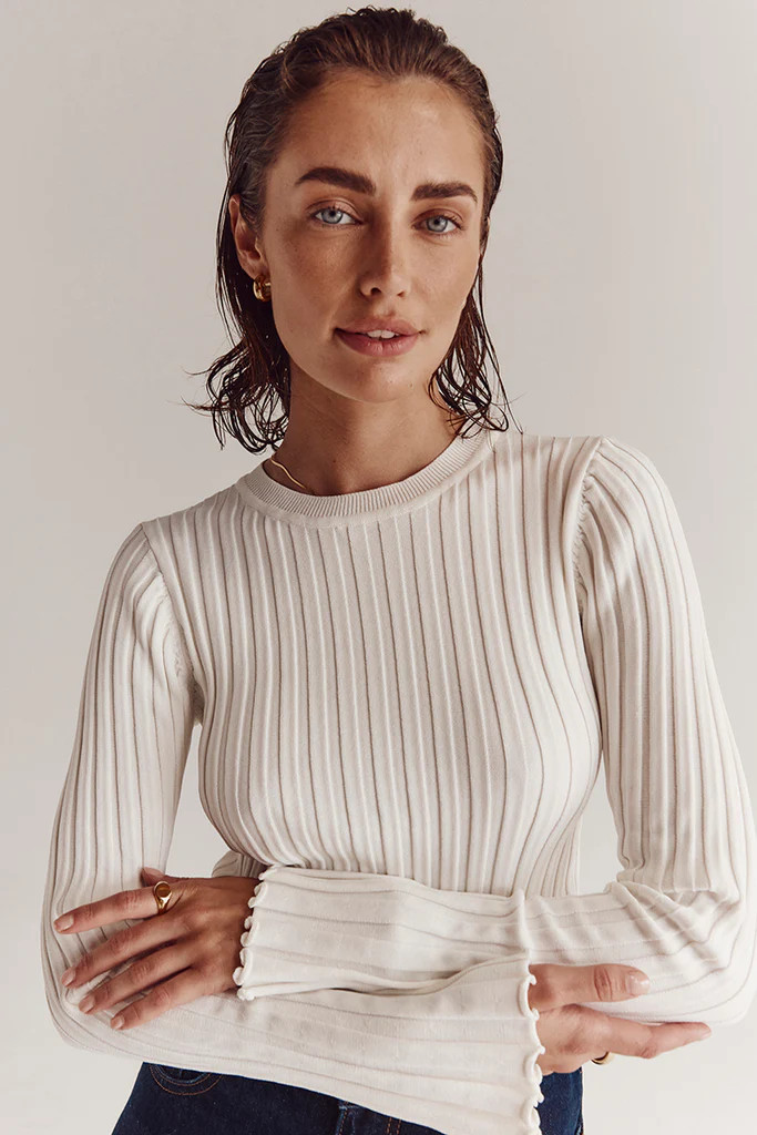 ADA OFF WHITE LONG SLEEVE KNIT TOP | DISSH