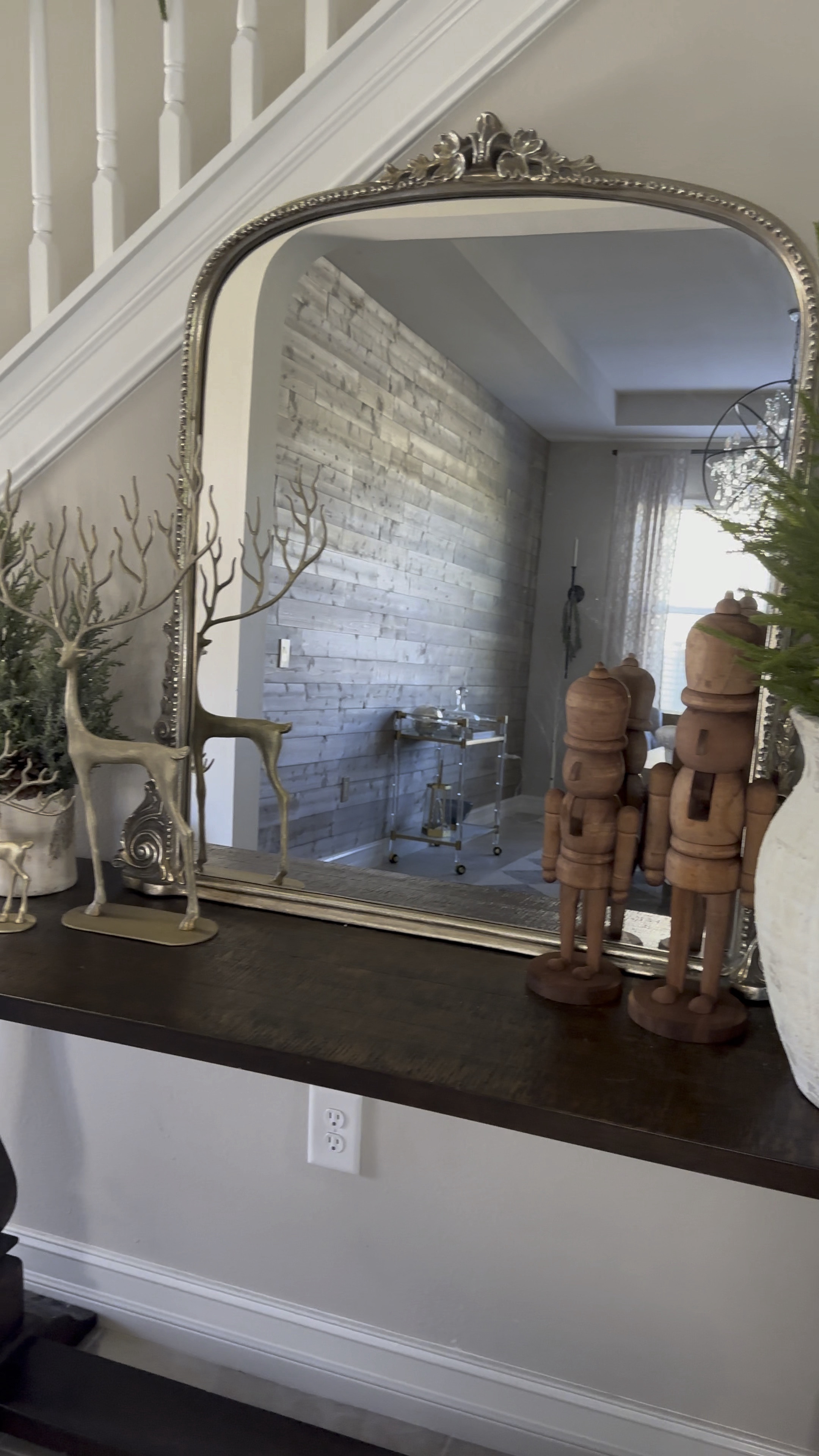 These are my favorite wooden nutcrackers 😍

Pottery barn nutcrackers, pottery barn vase, Anthropologie mirror, gleaming primrose mirror, gold reindeer, brass reindeer 

#LTKHoliday #LTKhome #LTKfindsunder100