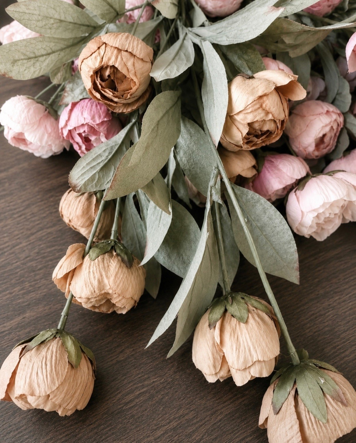 Price drop and all 3 are shipping right now for the most popular stems this year so far! 🌿 don’t miss your favorite color shipping, select ones will sell out in hours again

#LTKMothersDay #LTKselfcare #LTKmomlife