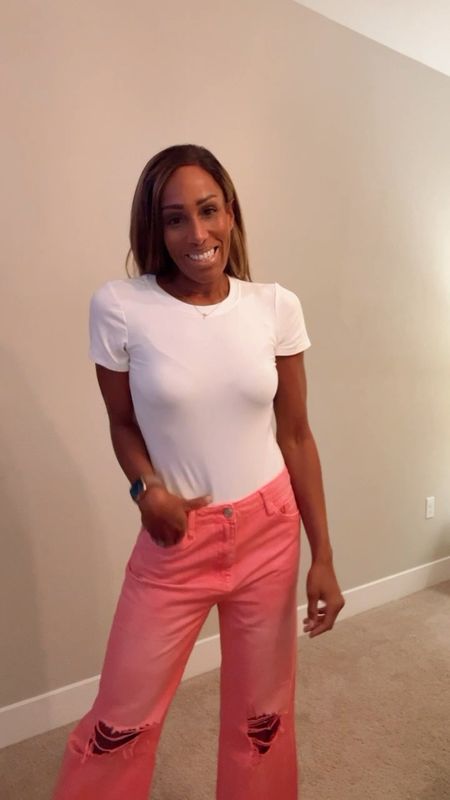 I'm loving all the pink pants I keep seeing #ad I grabbed these from @bayeas and the shade is so pretty!  So perfect for spring and summer, and so fun to style
‌
#ootd #ootdinspo #styleinspo #styleblogger #pinkpants #springfashion #summerstyle #fashionista #igstyle #trendalert #bayeas

#LTKVideo #LTKstyletip #LTKfindsunder100