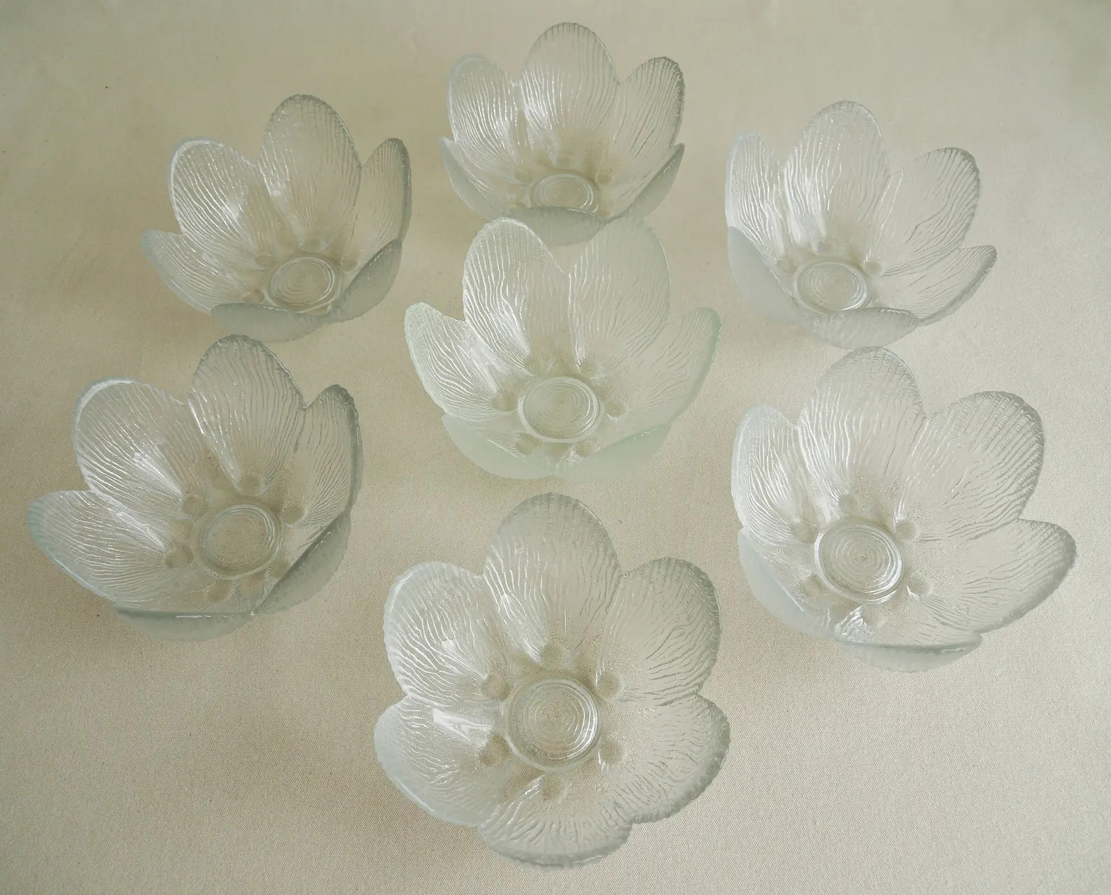 Set of Vintage Flower Bowls Designed by Vaclav Zajic in 1981 - Etsy | Etsy (US)