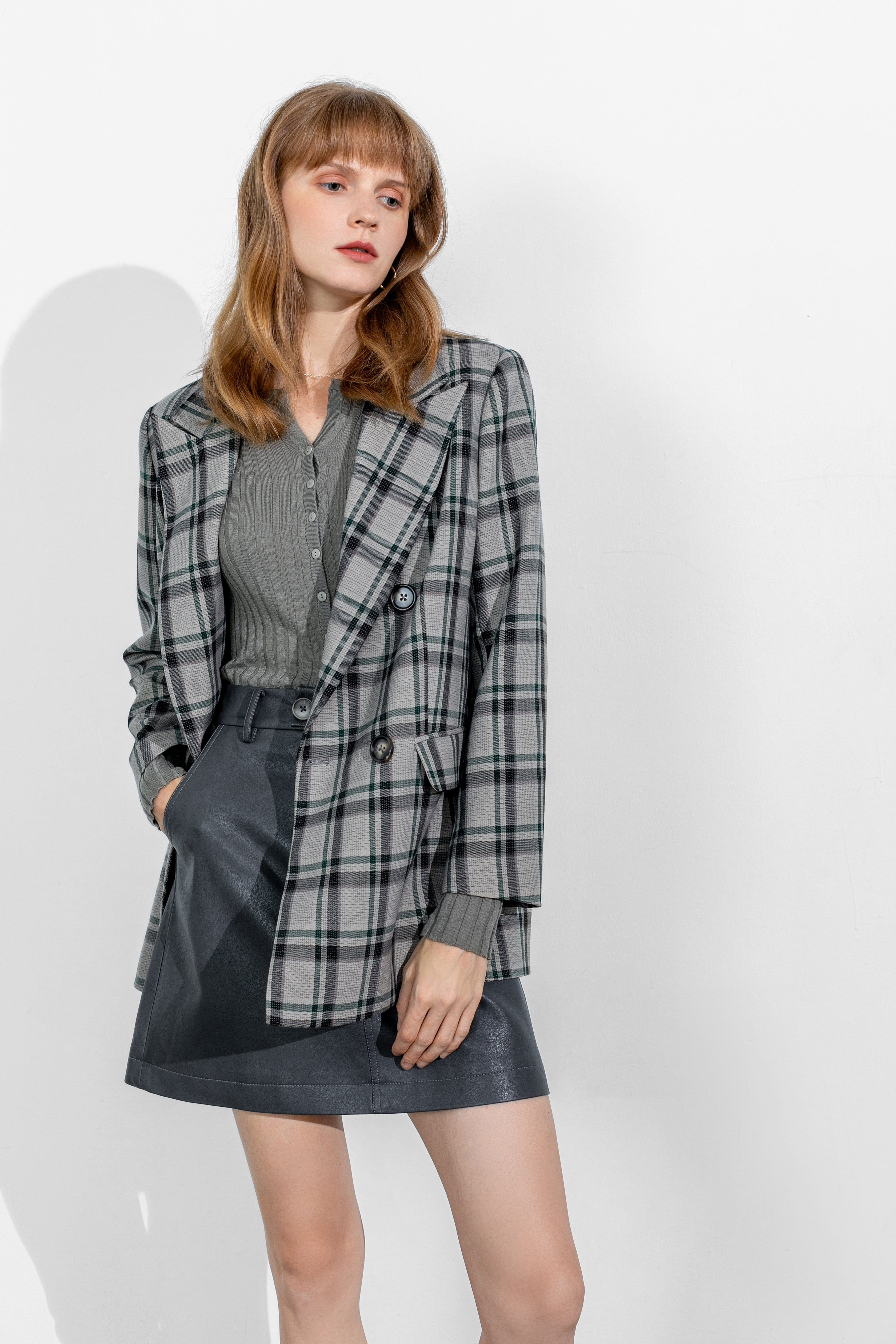 Outlet


                Tilda Grey Leather Skirt | J.ING