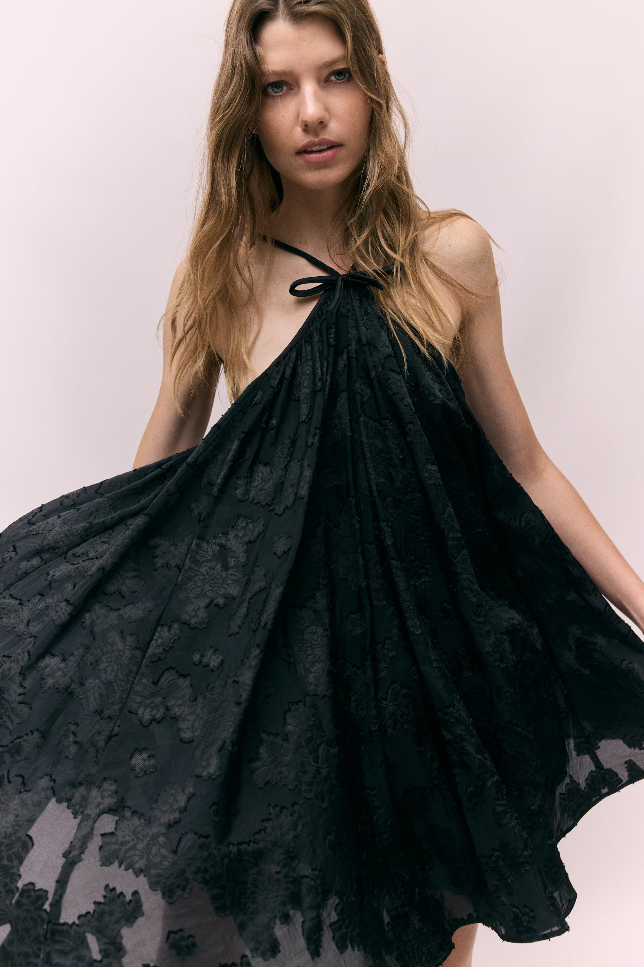 Jacquard-weave strappy dress - Black - Ladies | H&M GB | H&M (UK, MY, IN, SG, PH, TW, HK)