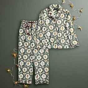 Harry Potter™ Wreath Classic Long Pajama Set | Pottery Barn Teen