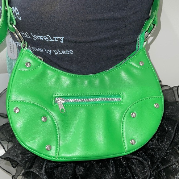 Last day! Fabulous green purse. | Poshmark