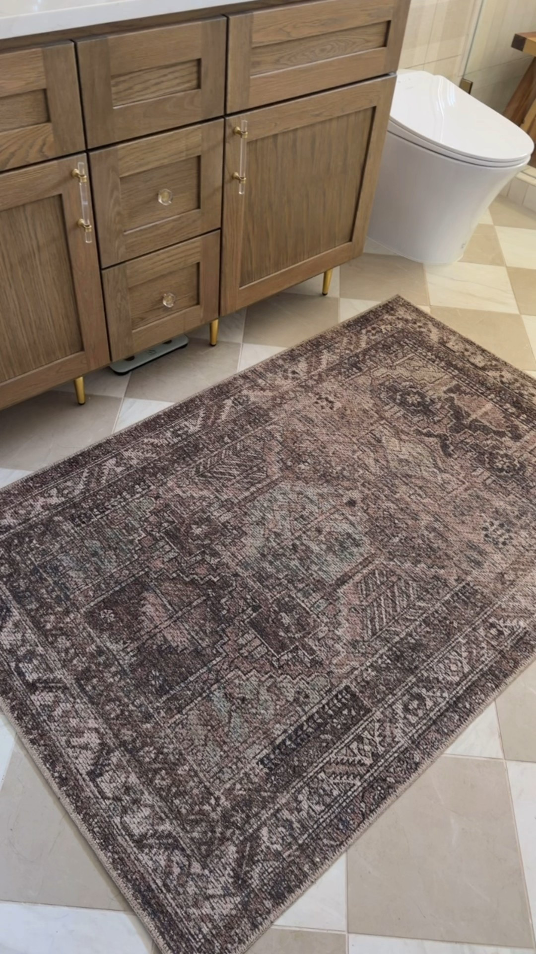 Linking everything available in my primary bathroom including the wallpaper. 

#LTKHome #LTKSaleAlert