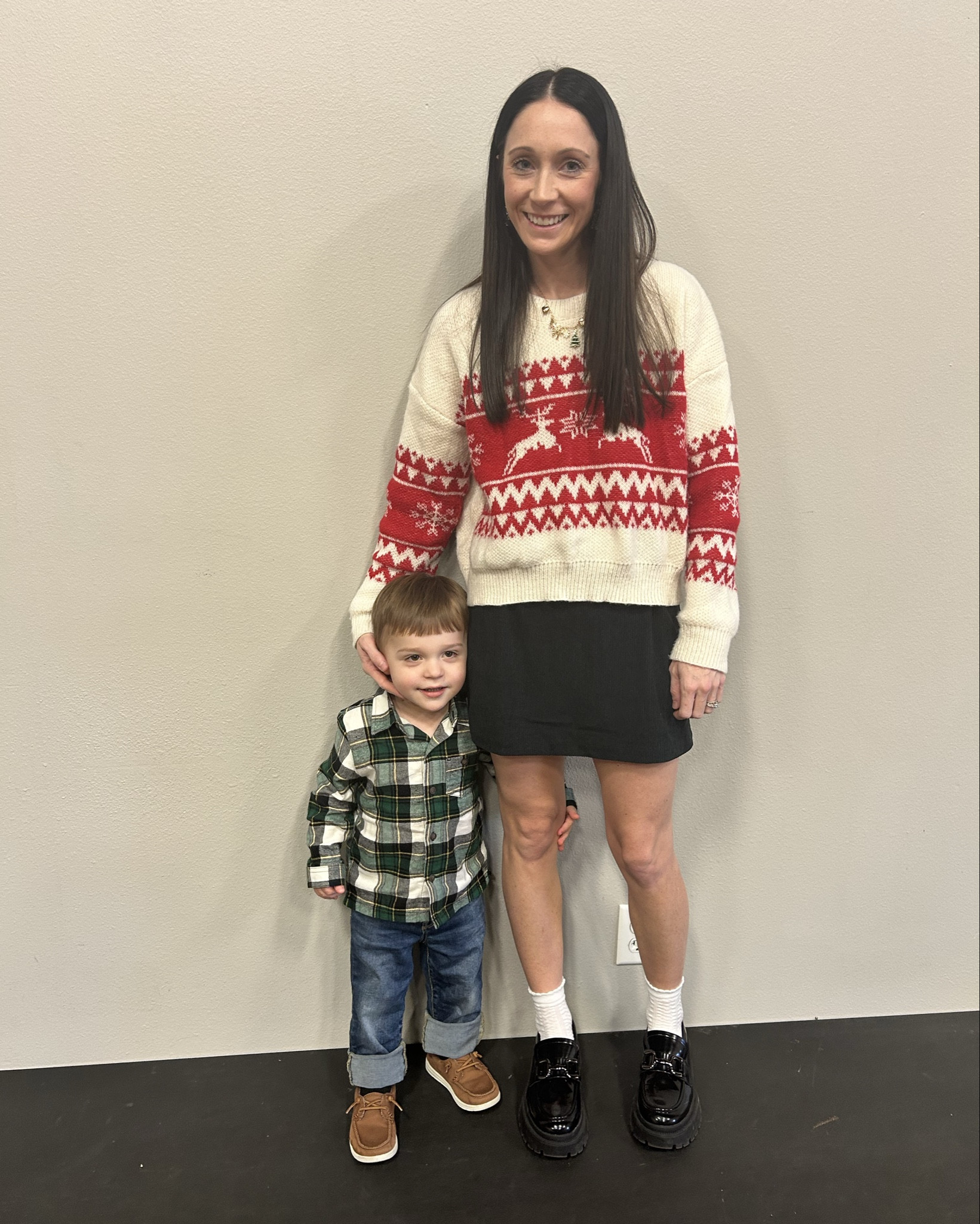 I love my skirt from halara!! It is so comfortable and it has built in spandex. It is the perfect skirt for moms!! For reference, I’m 5’2”,  weigh 108lbs, and I’m wearing an XS. 

#LTKFindsUnder50 #LTKKids #LTKPetite