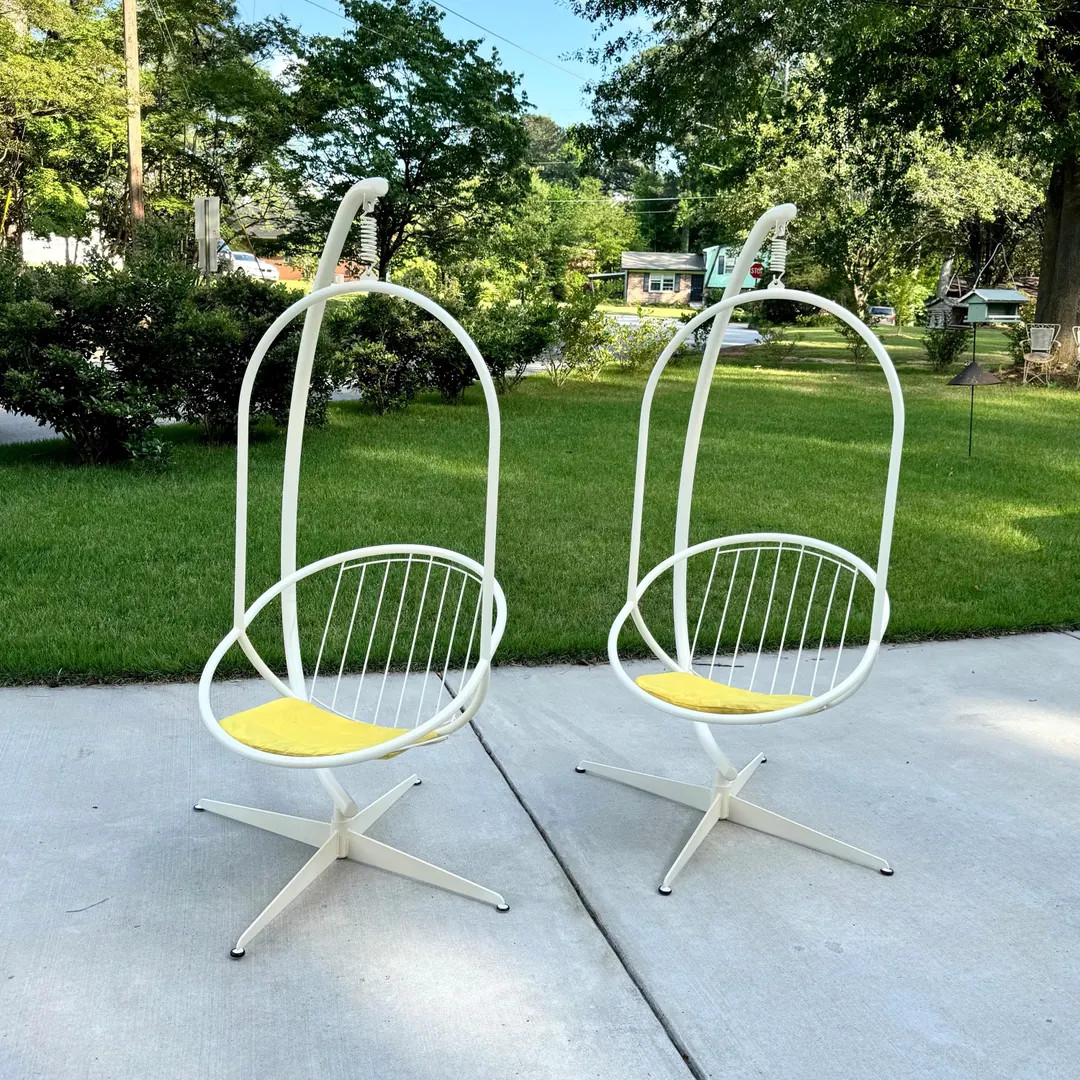 Pair of Vintage White Hoop Swing Chairs – Mid-century Modern Patio Seating - Etsy | Etsy (DACH)